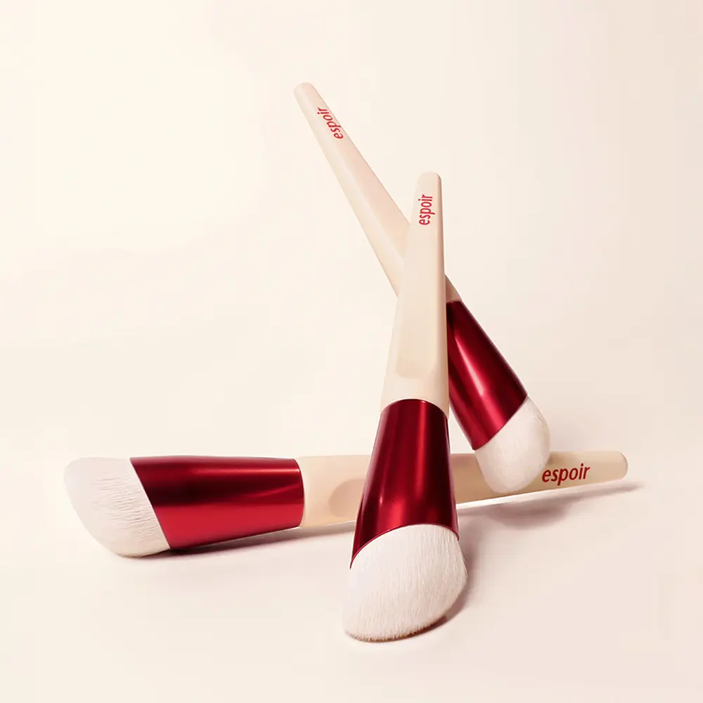 Espoir 柔焦毛孔粉底刷