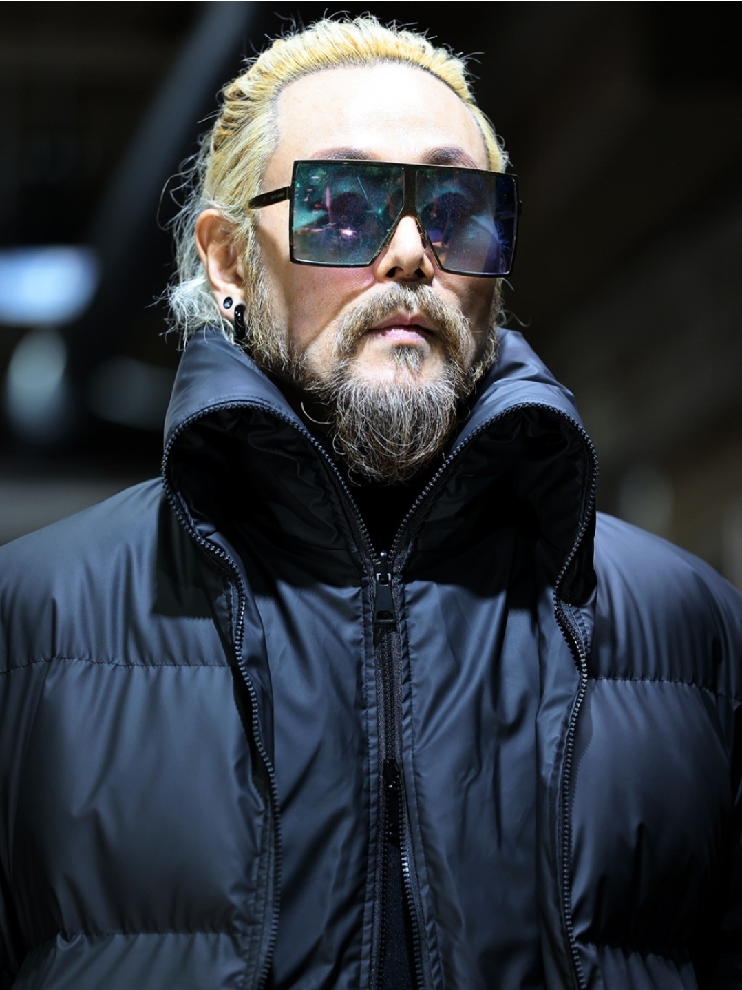 雙層拉鍊塗層長版羽絨外套