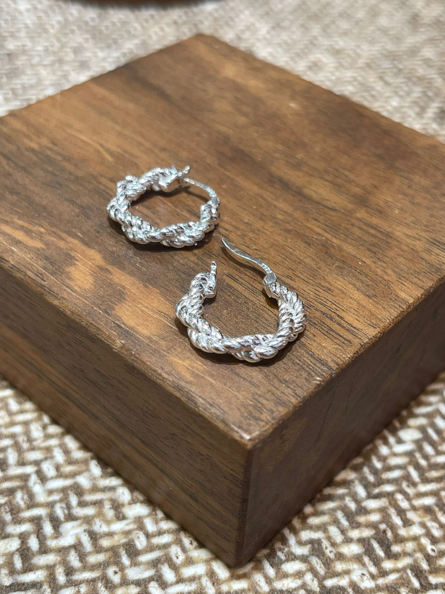 sl1238/扭紋曲形耳環