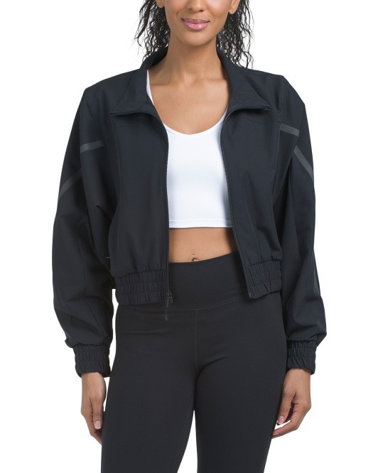 【預購】Q120403 UNDER ARMOUR 黑色短款夾克