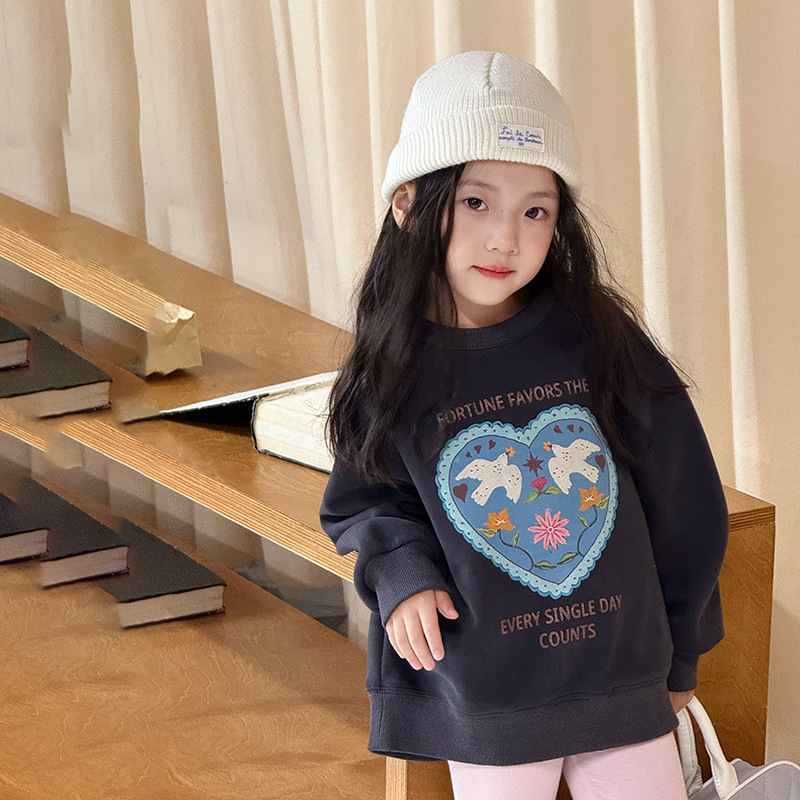 深灰愛心 女孩款大學T 9款 90-170cm