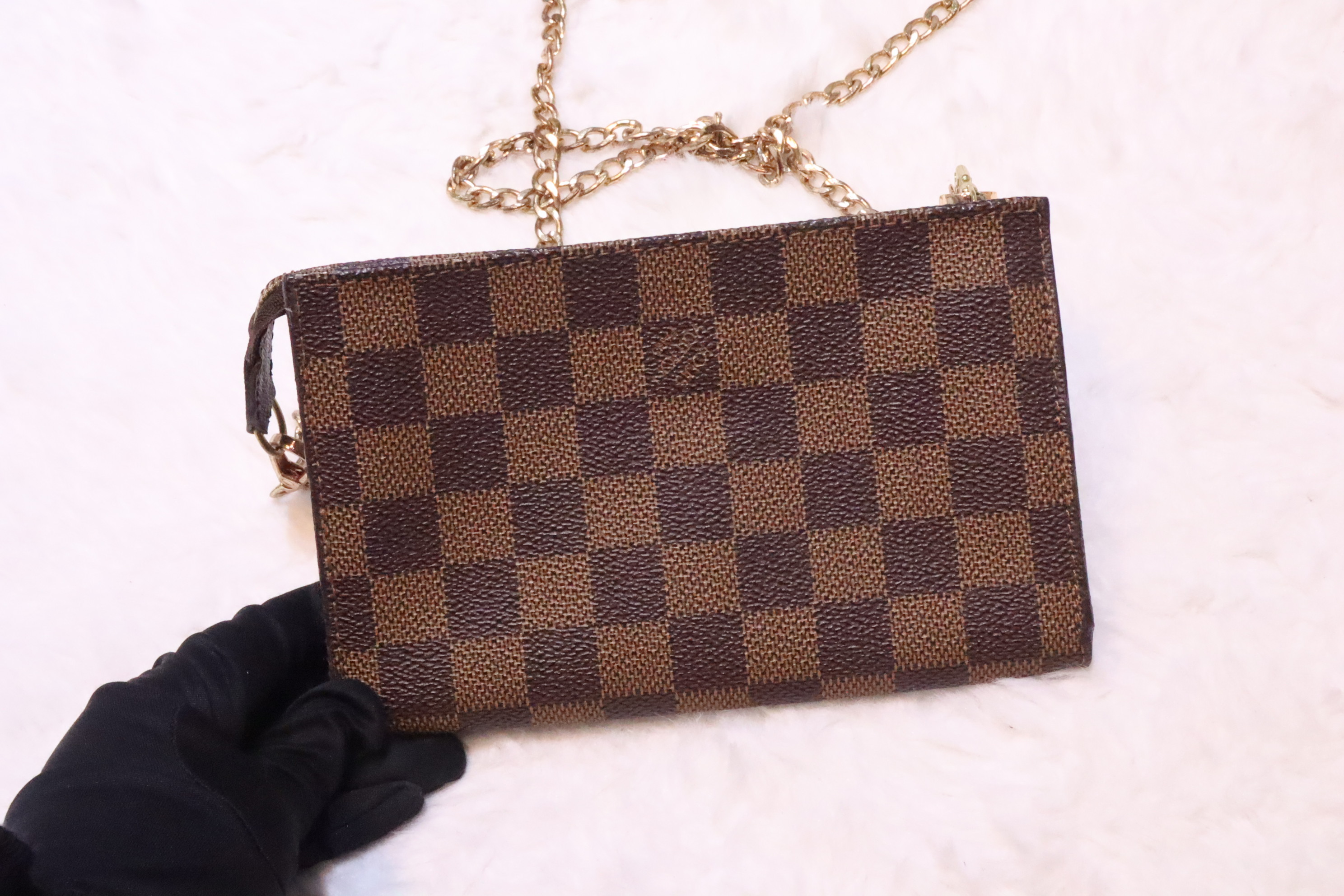 Lv 格仔pouch🤎（現貨）
