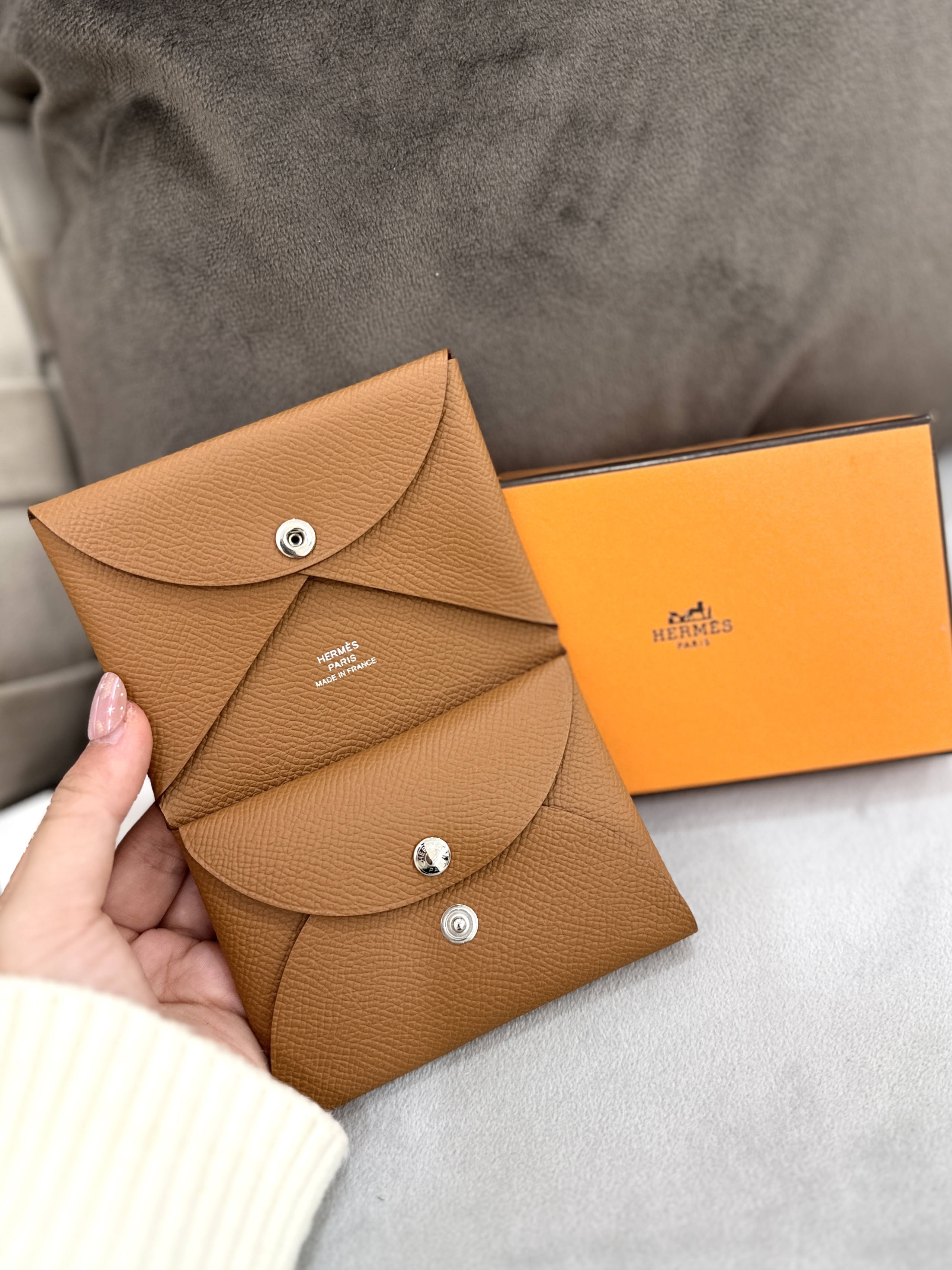HERMES Calvi Duo Compact Card Holder