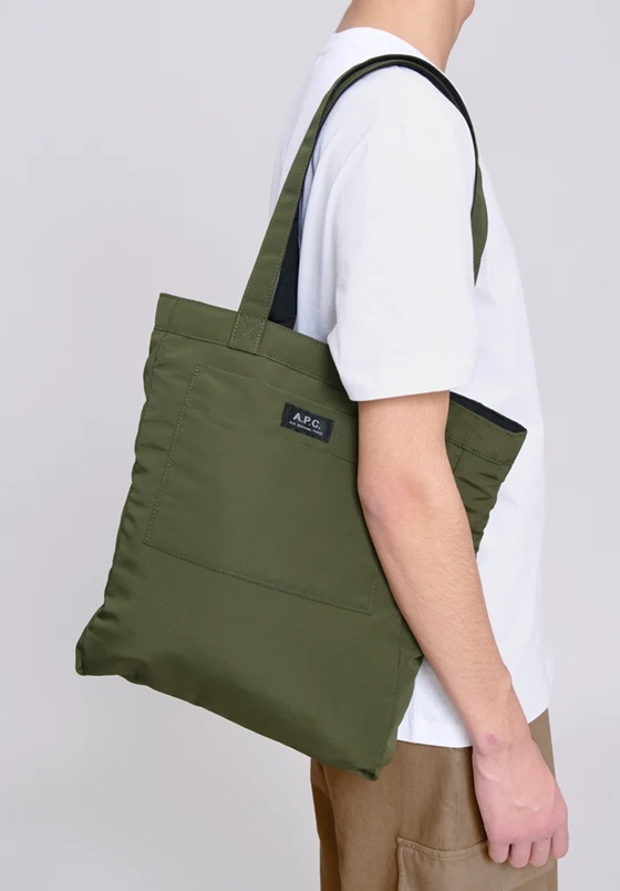 [INSTOCK] A.P.C. Lou Réversible tote bag | Khaki Black
