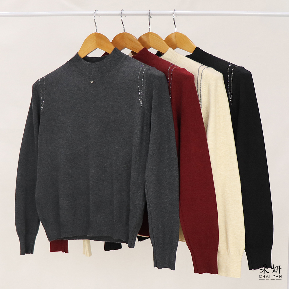 肩袖水鑽微高領針織長袖上衣