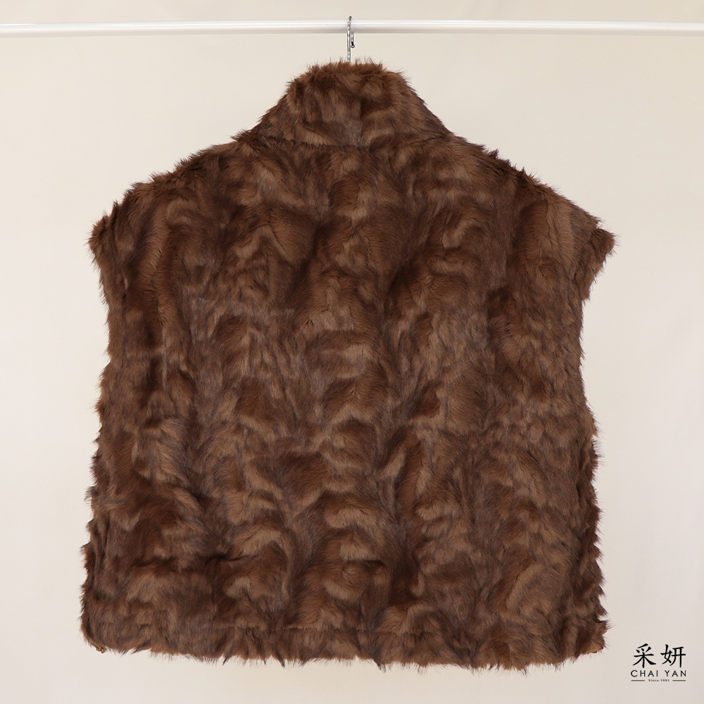 輕奢長毛絨保暖拉鍊立領背心