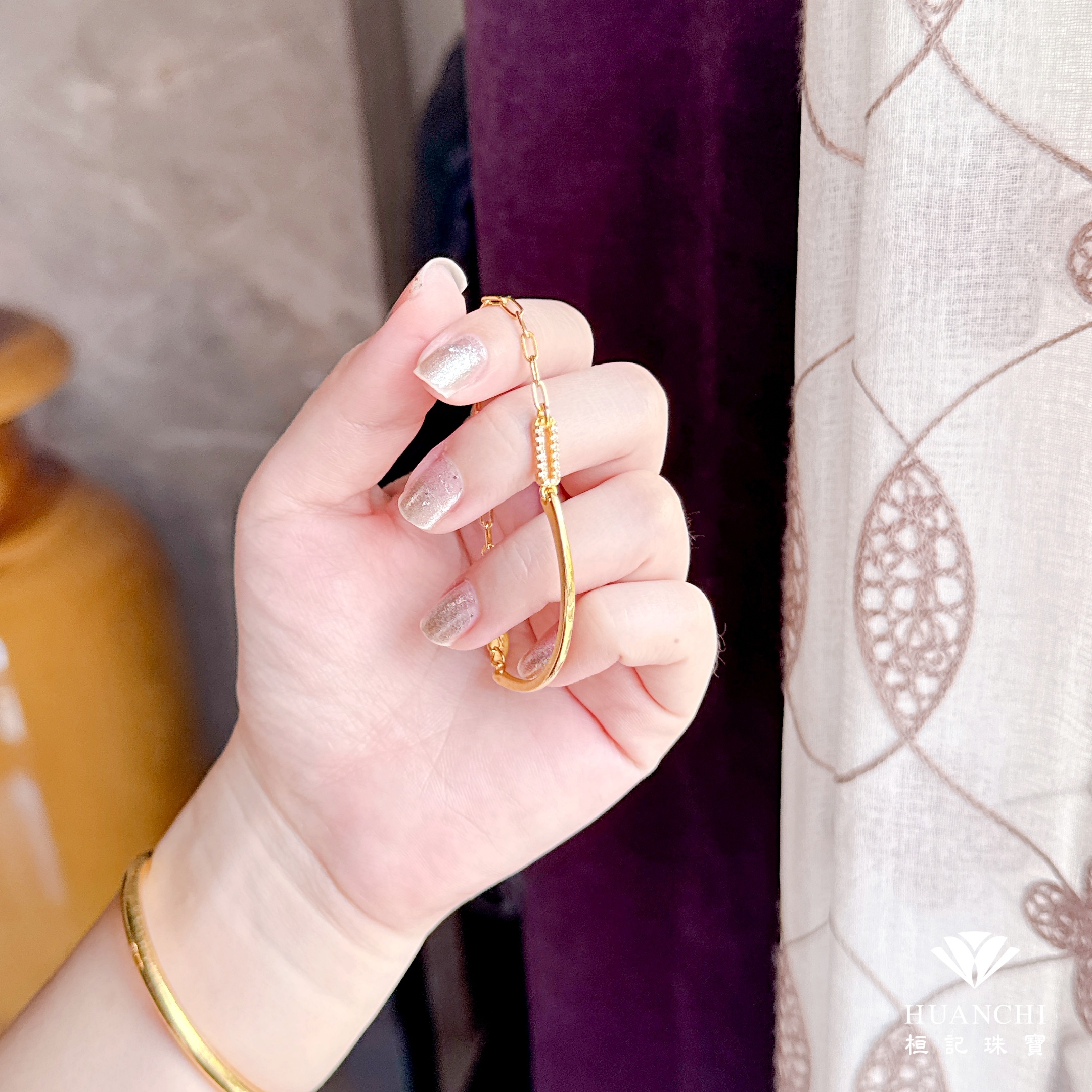 晶彩(長方) 半鍊黃金手環