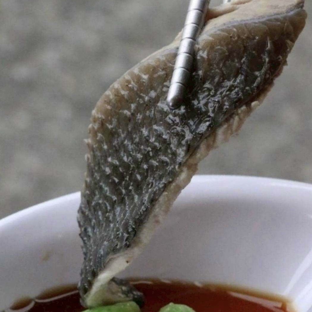 台南經典・虱目魚皮 300g±10%