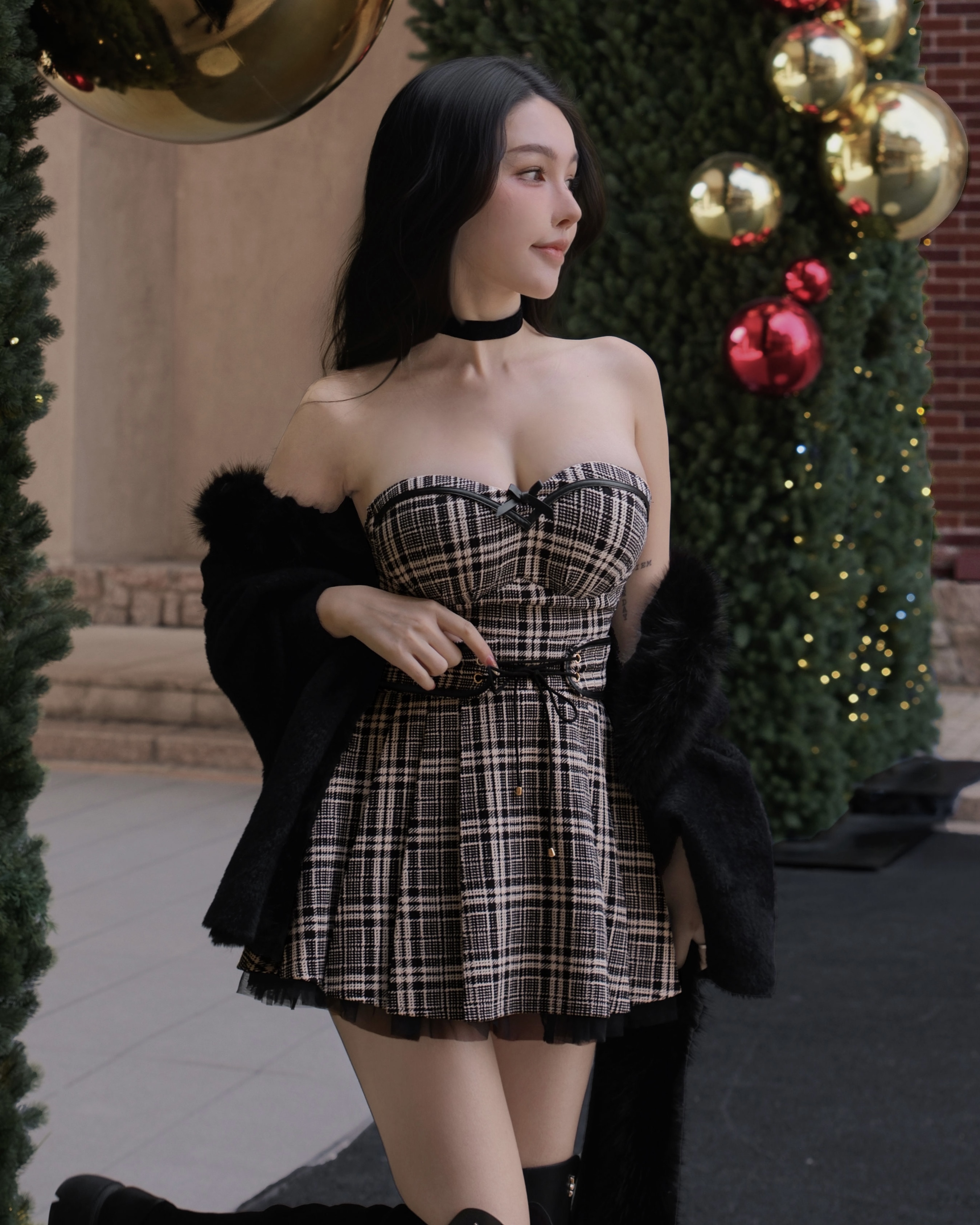 聖誕限定-皮革線條拼接網紗百褶裙