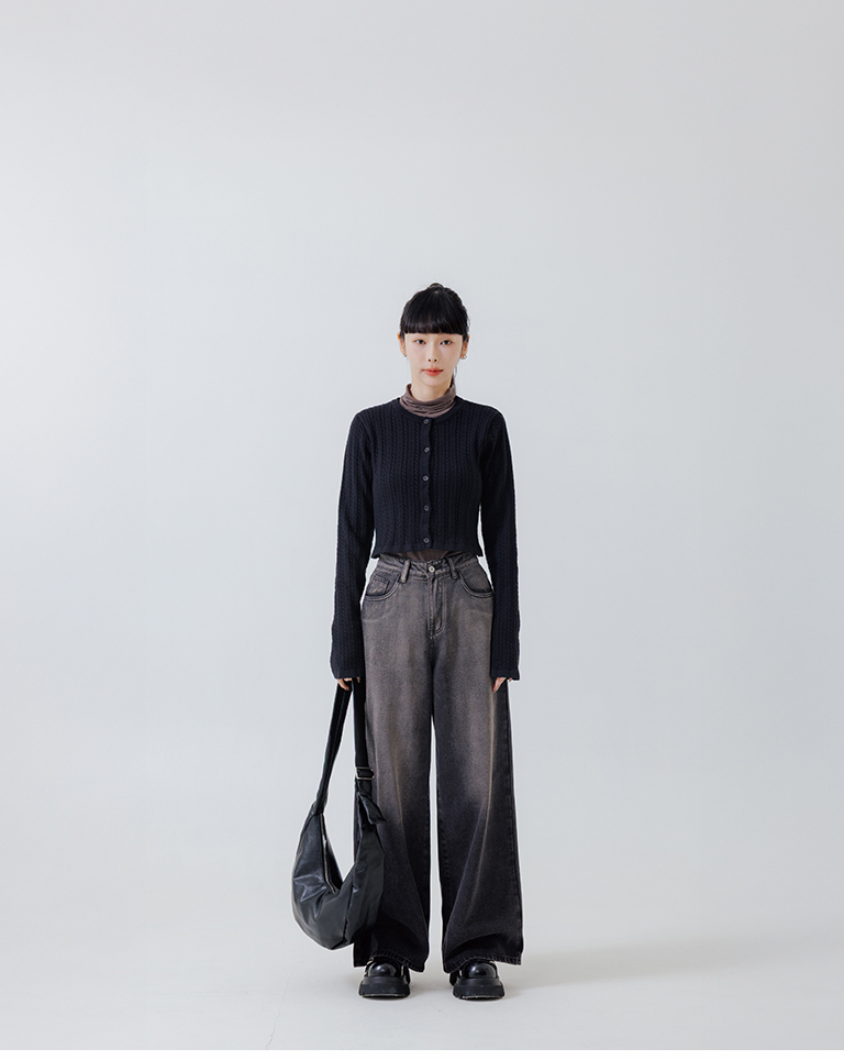 Hollow-out jacquard knit top with button-down design, available in four colors.【02011195】in stock+pre-order