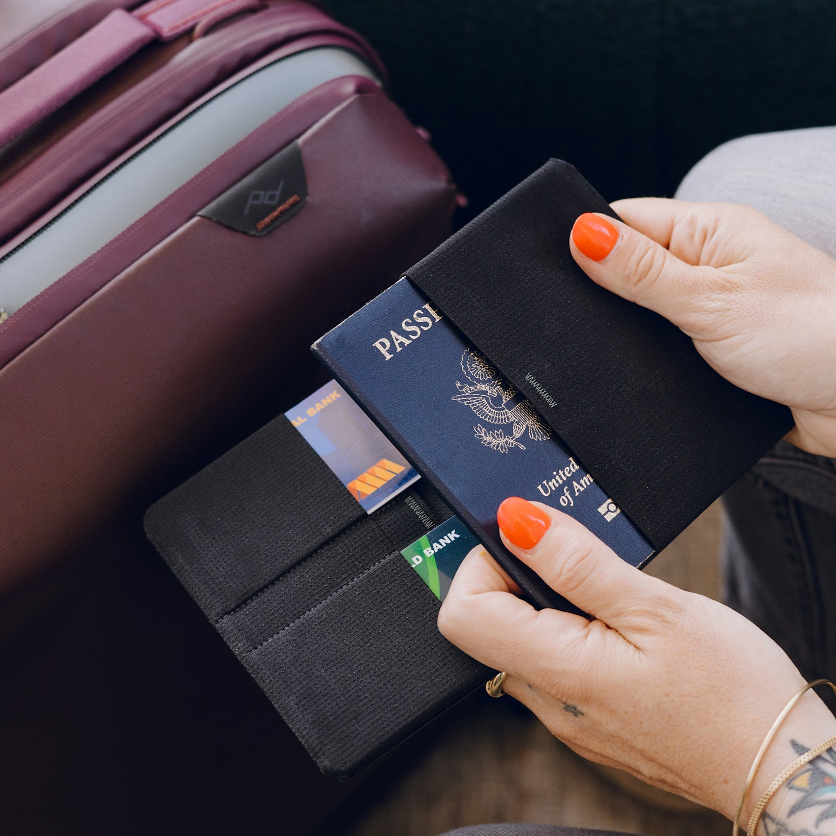 PEAK DESIGN Passport Wallet