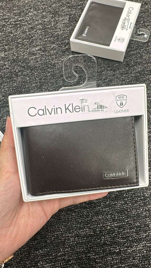 【直播】Calvin Klein LL120517 男士銀包