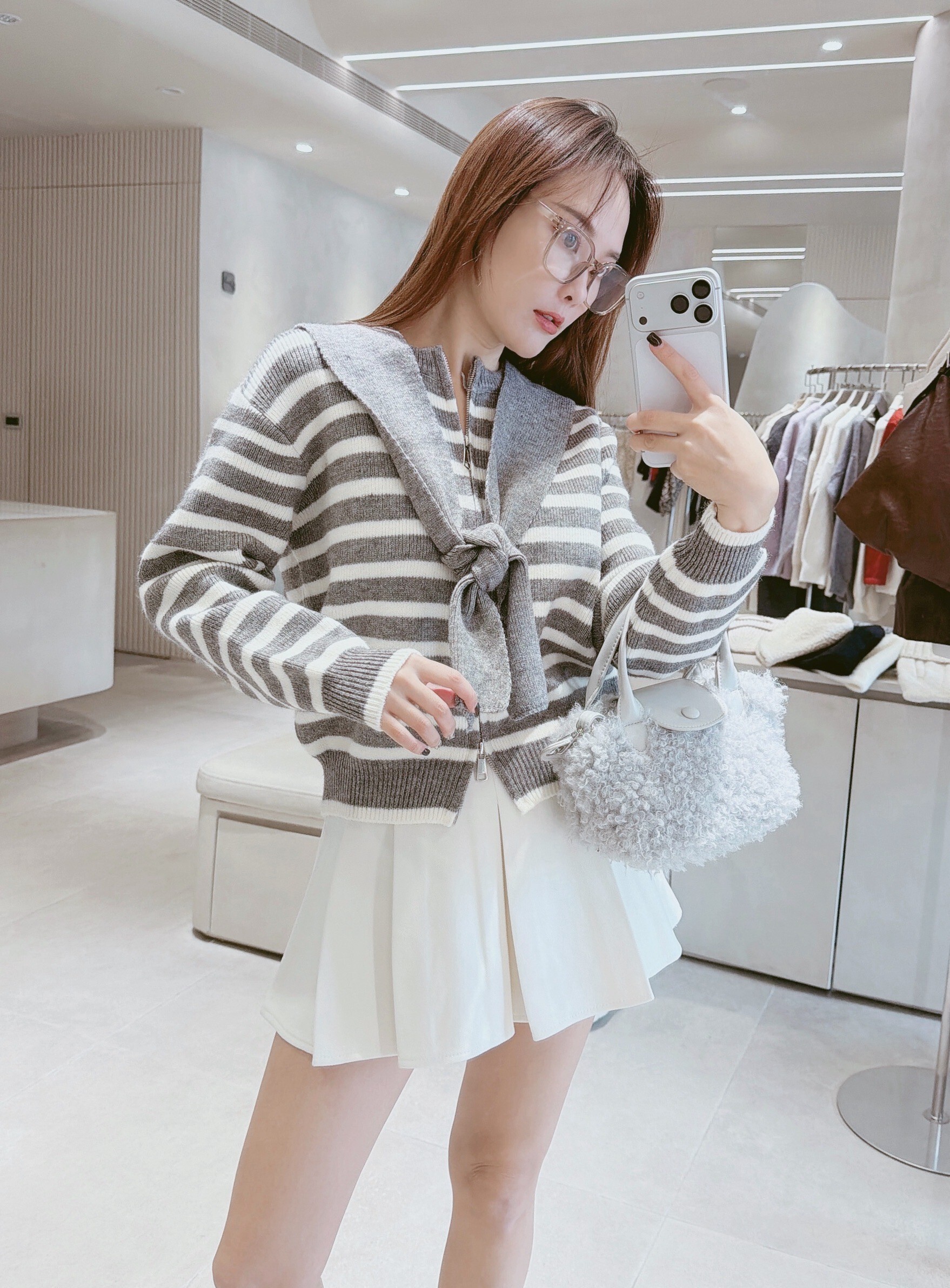 拉鍊橫條外套+連帽披肩