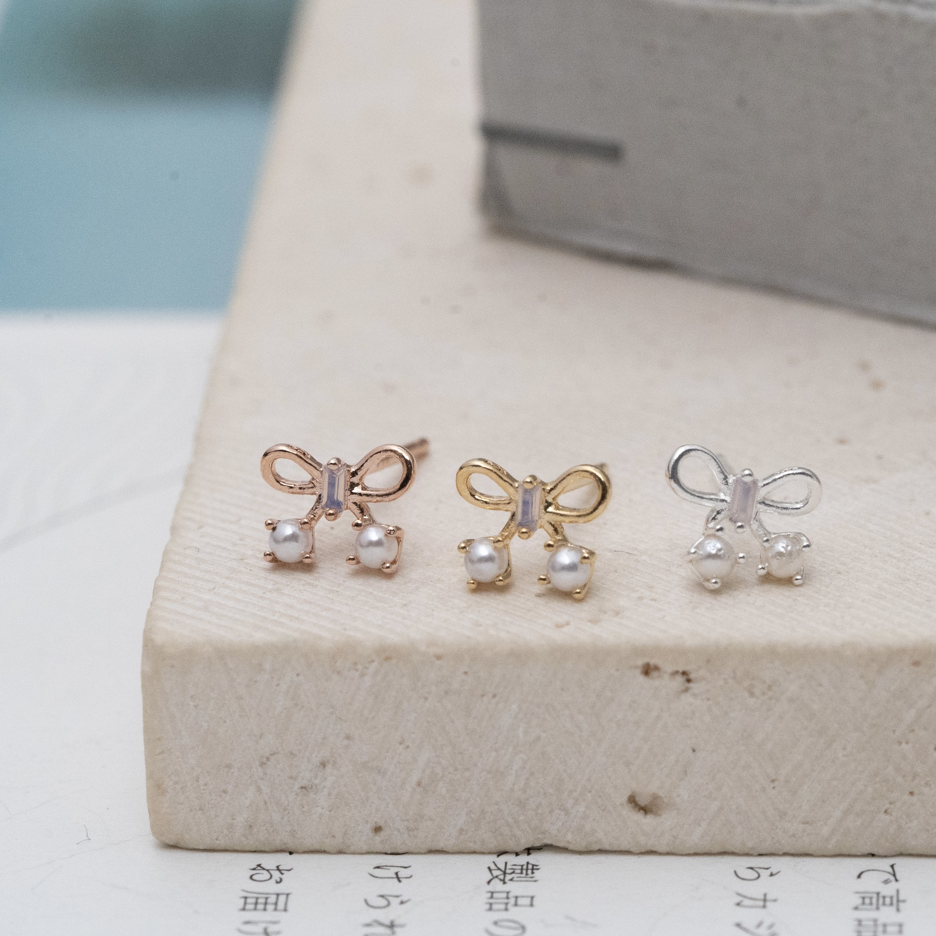 Sve15 (蝴蝶結耳環）