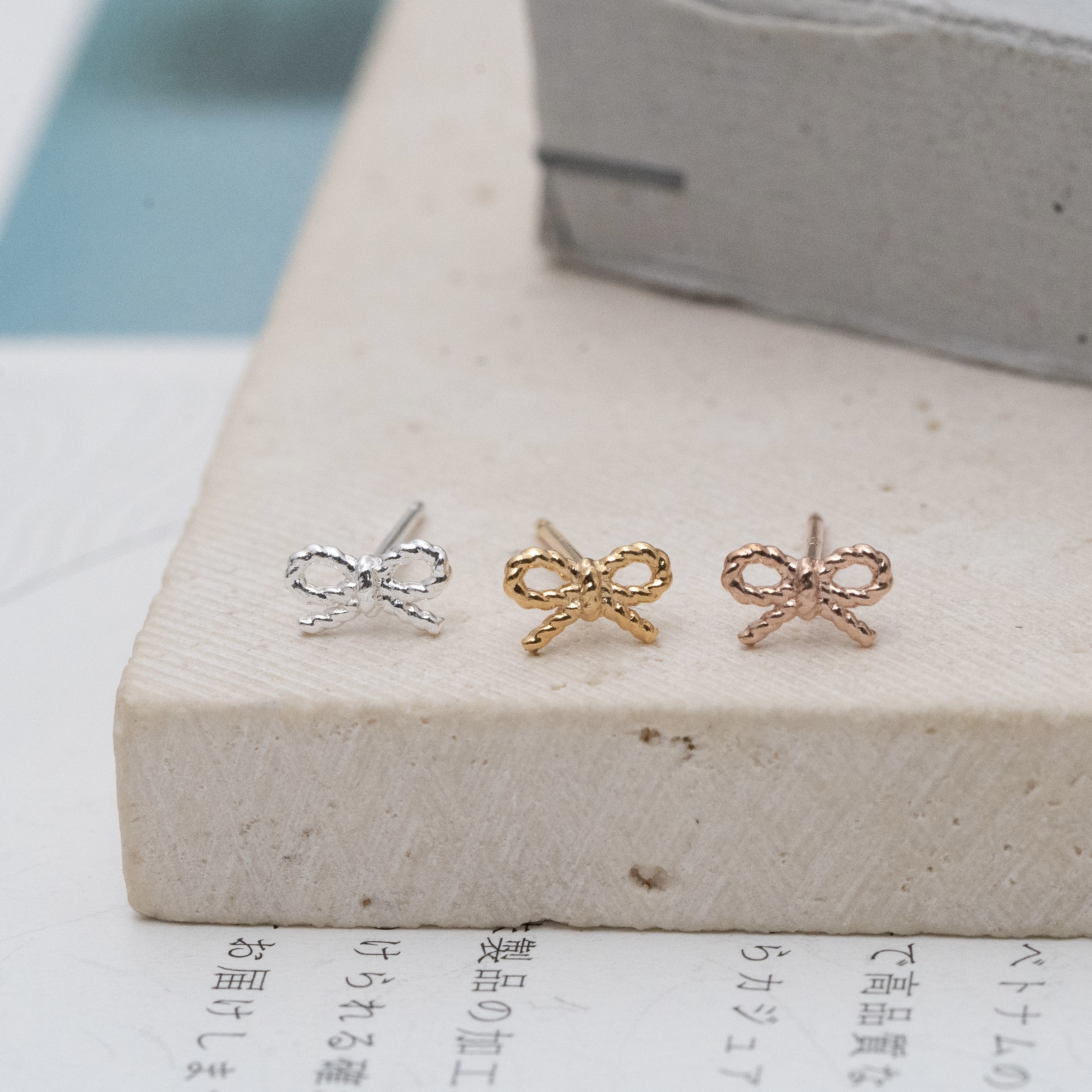 Sve13 (蝴蝶結耳環）