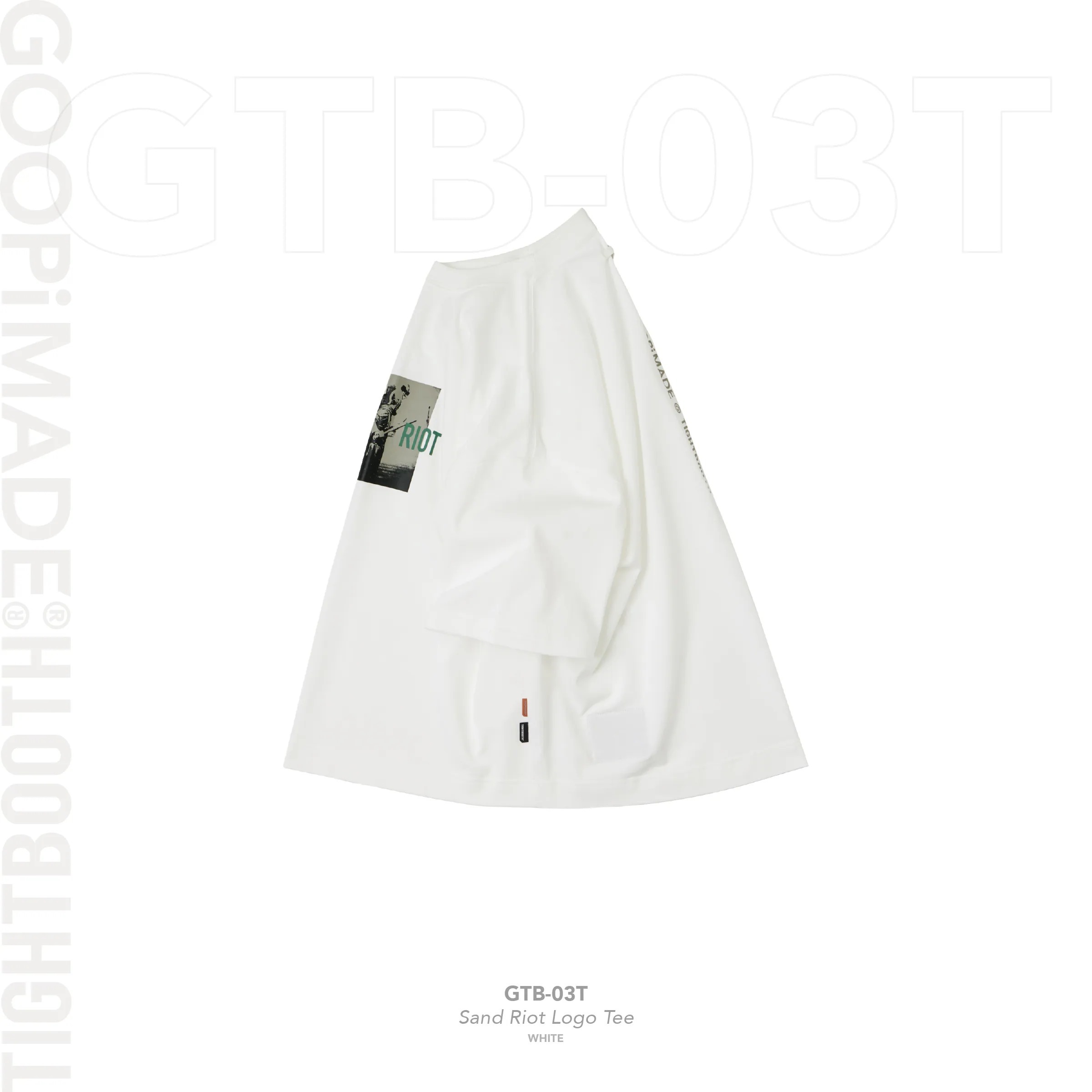 GOOPiMADE x TIGHTBOOTH]“GTB-03T” Sand Riot Logo Tee