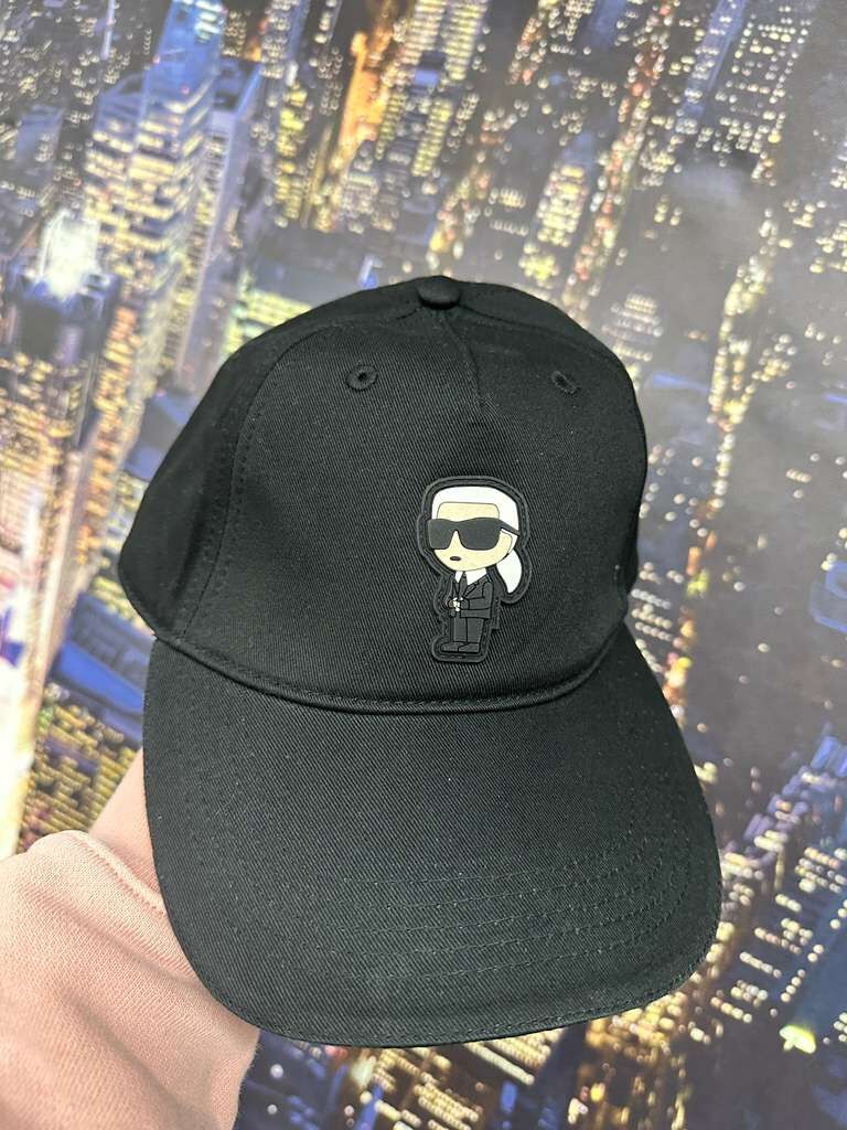 【現貨】Karl Lagerfeld LL120527 棒球帽(黑色)