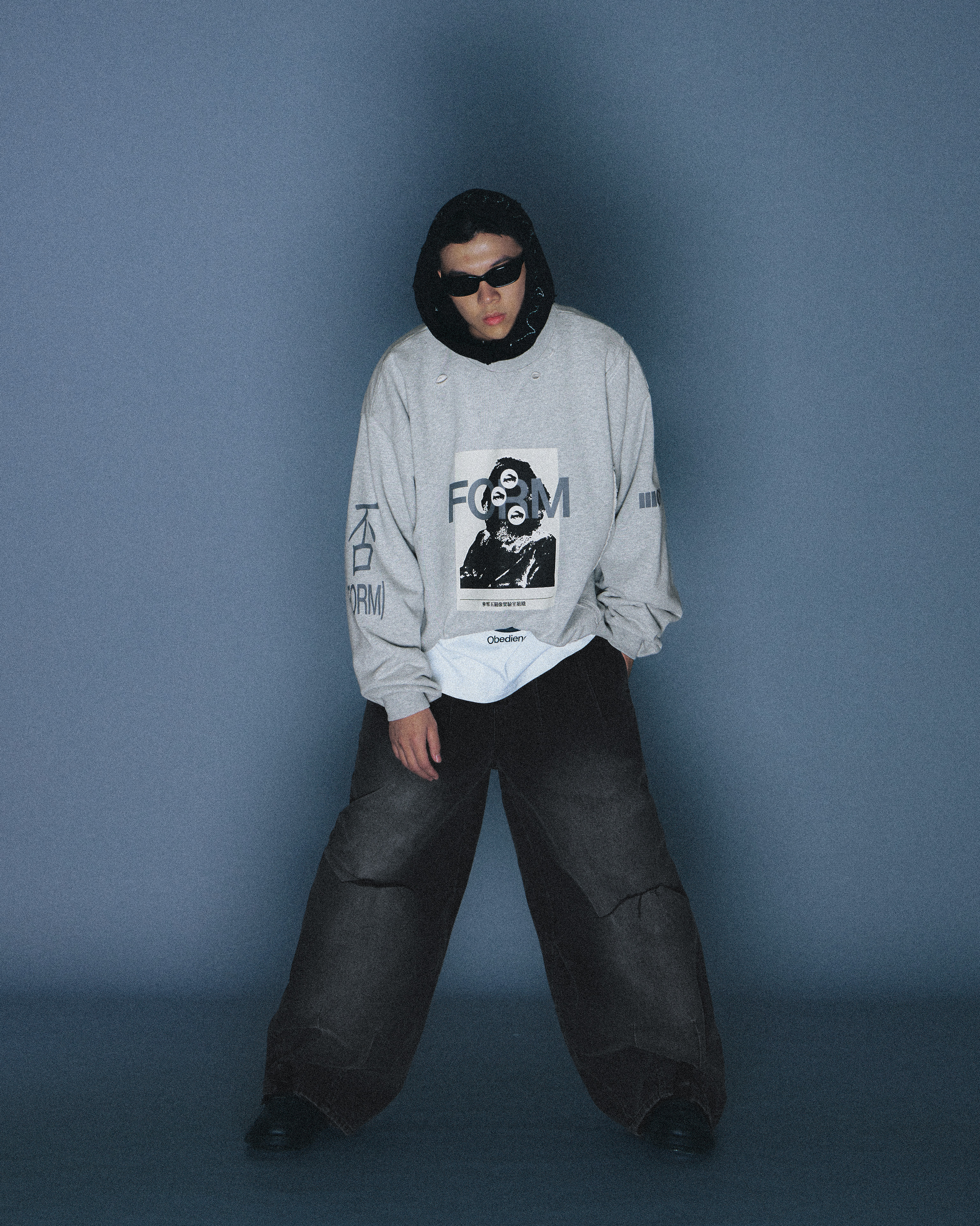 Wall of Sound - 2:46/“MACHINES” DMG. Crewneck Sweater - Heather Grey