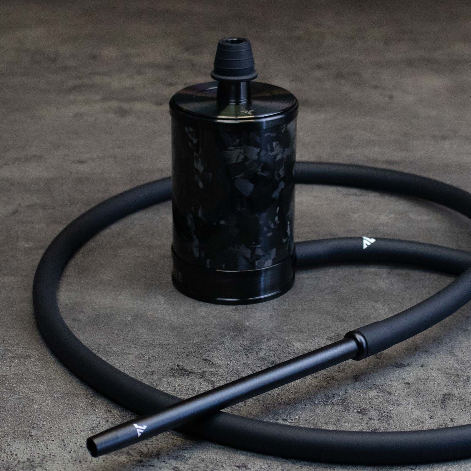 VYRO ONE V3 - Carbon Forged Black