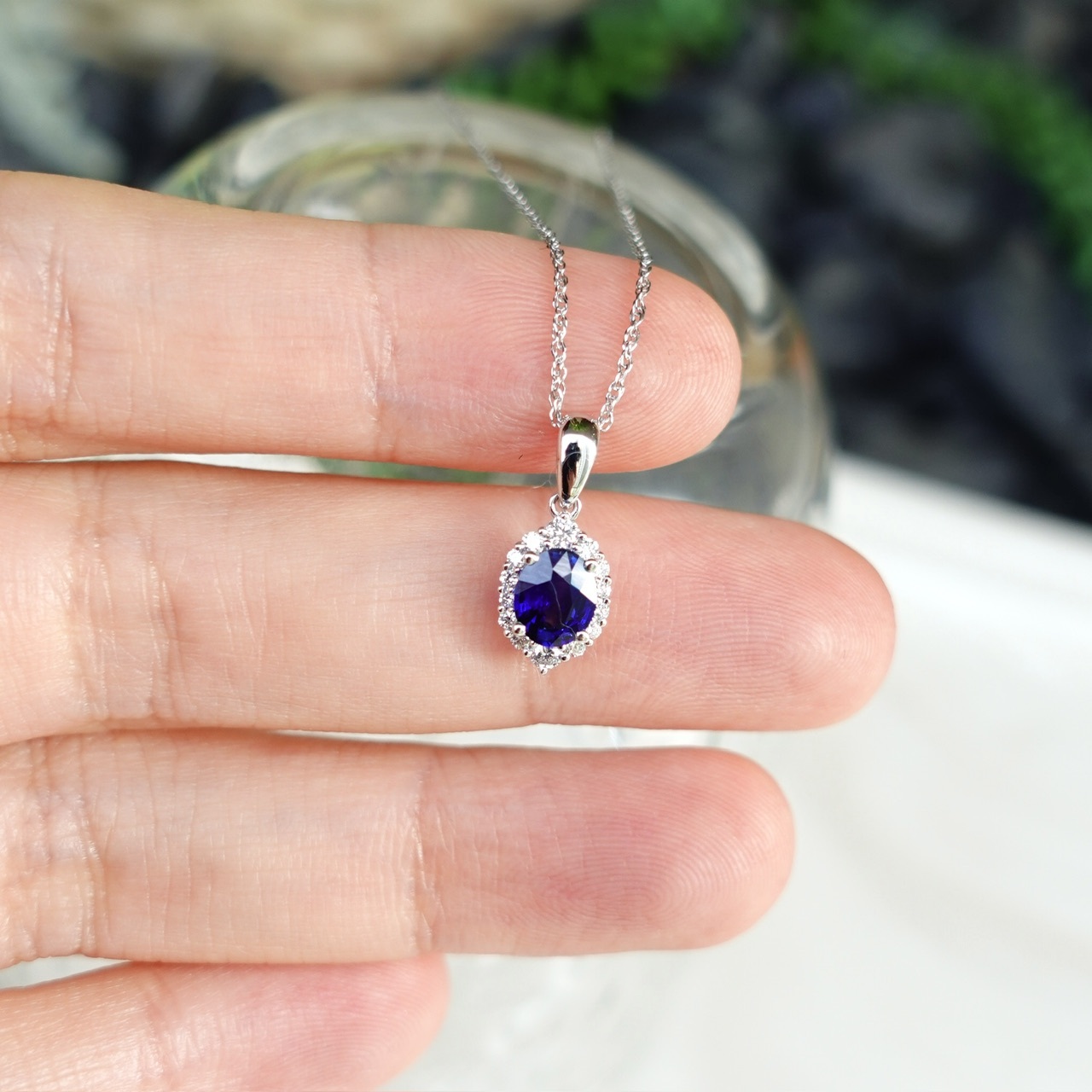 0.62ct藍寶石鑽石18K金吊墜-橢圓形切割