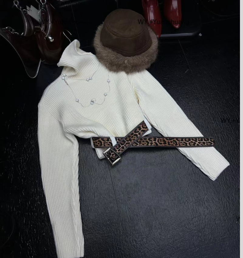 皮帶針織高領短版T(附皮帶)