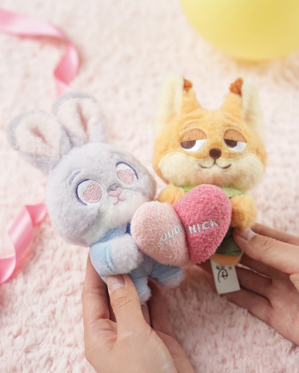 迪士尼 官方授權 DISNEY Zootopia 2 動物方城市2 茱蒂 尼克 磁吸 貼貼 吊飾 鑰匙圈 / 預購