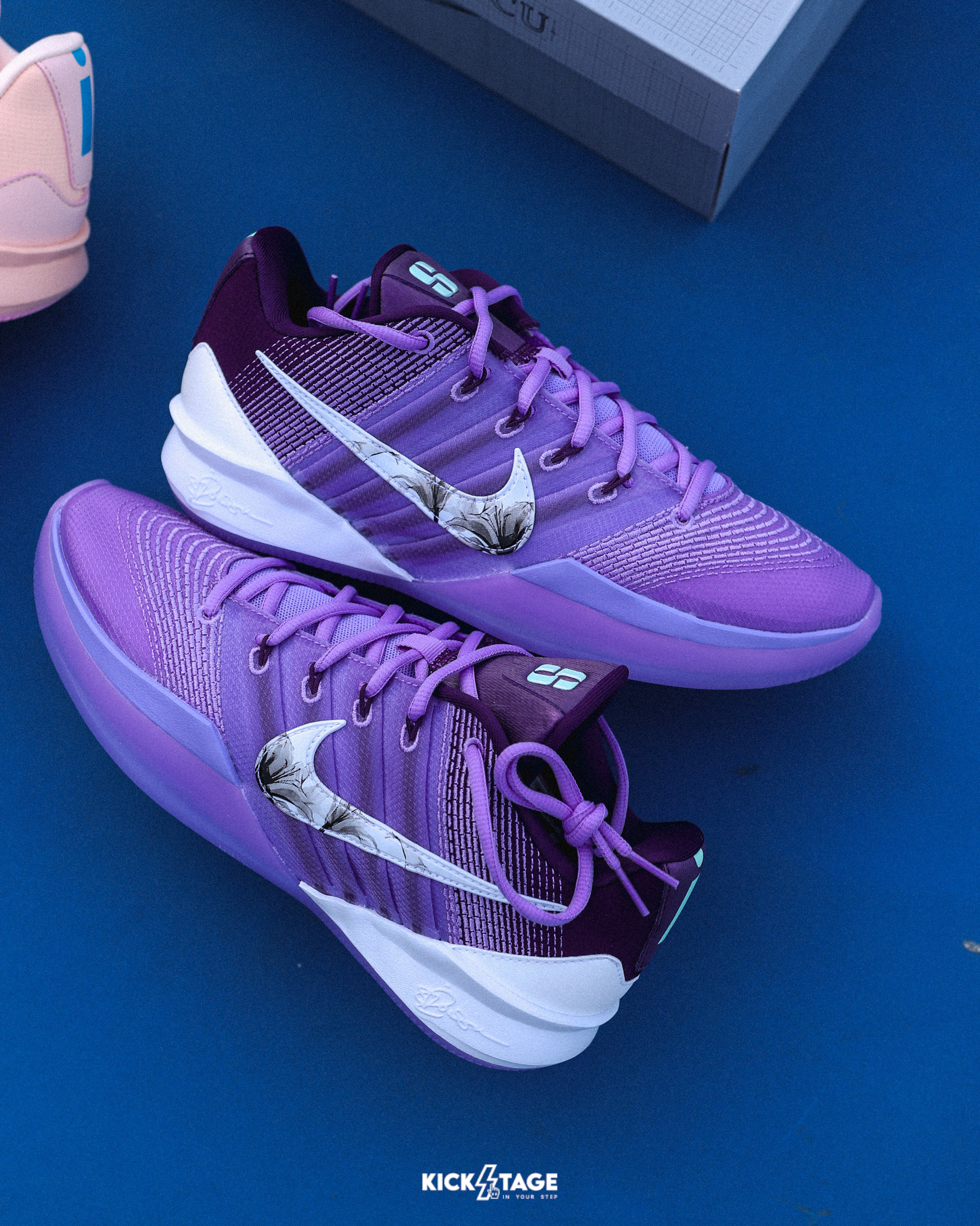 [連線代購售出無退換] NIKE SABRINA 3 EP 'Purple Flowers ' 漸變紫 水墨LOGO 運動 實戰 籃球鞋【IQ5084-501】