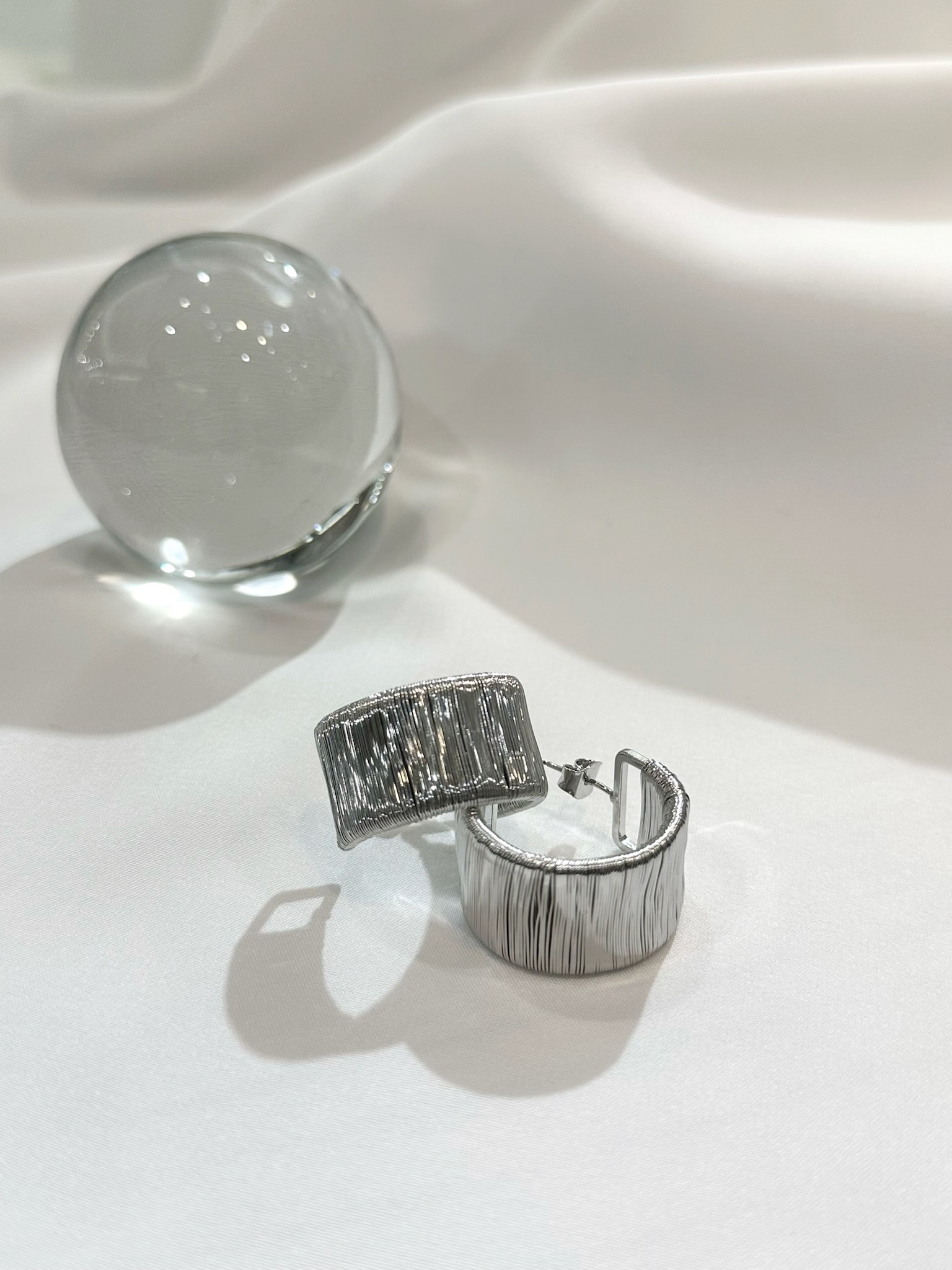 午夜亮點!細緻紋理C型圓環