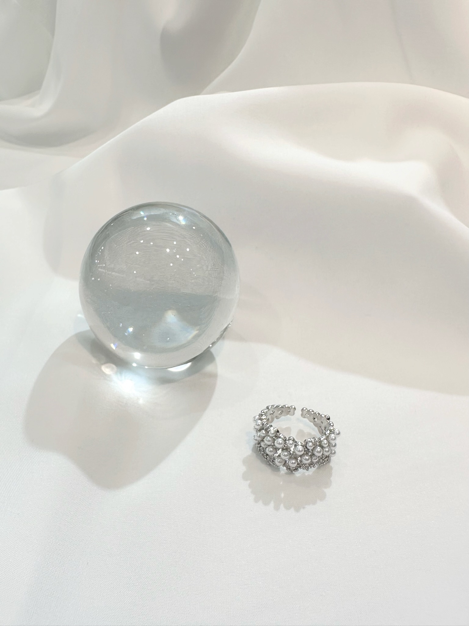 華麗感!珍珠鑽寬戒指