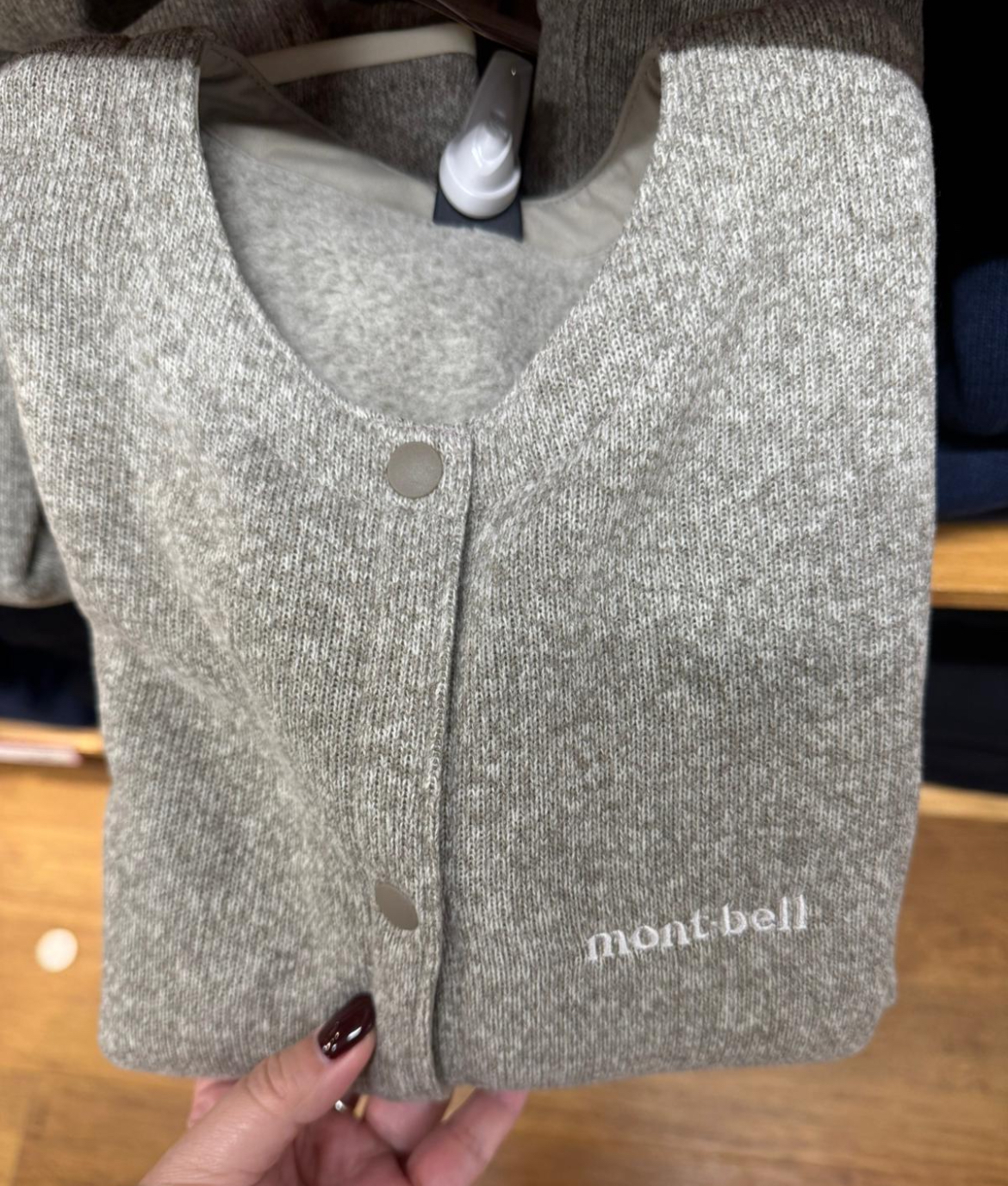 5/12 montbell 女裝輕盈保暖扣鈕外套