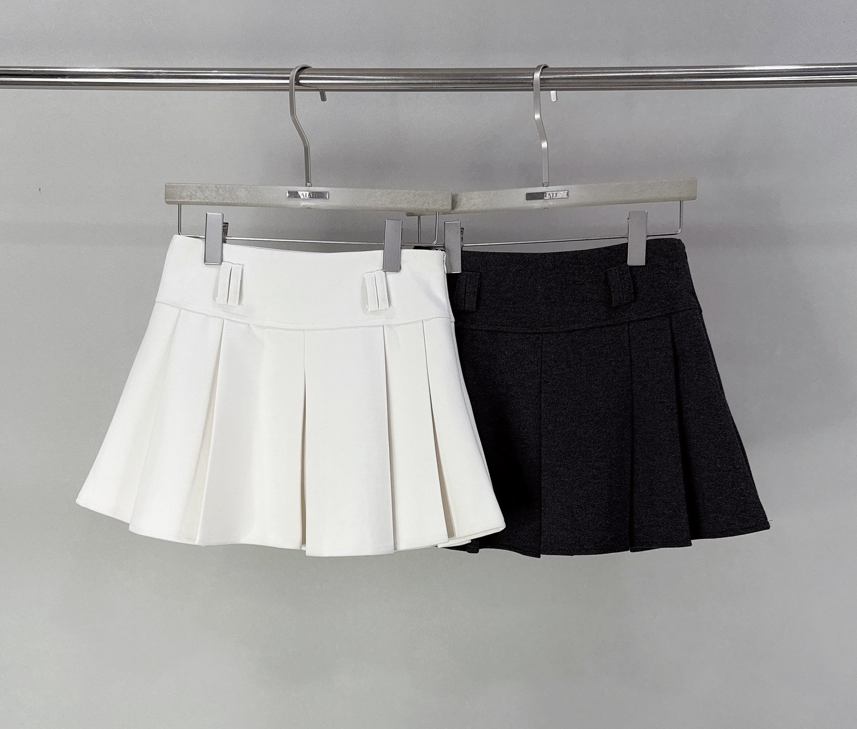 毛呢料大百摺褲裙 8668