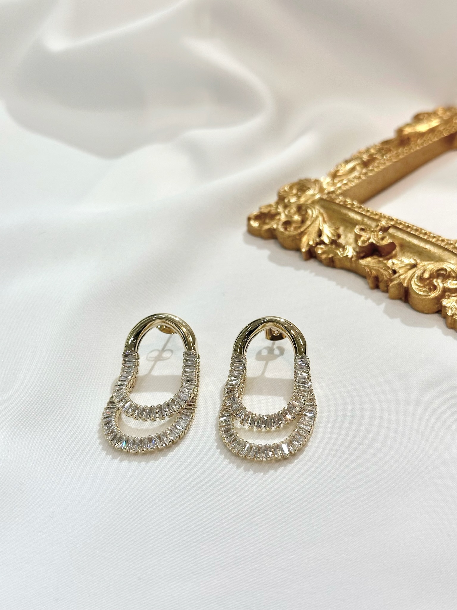 華麗感滿點！金屬環鑽耳環