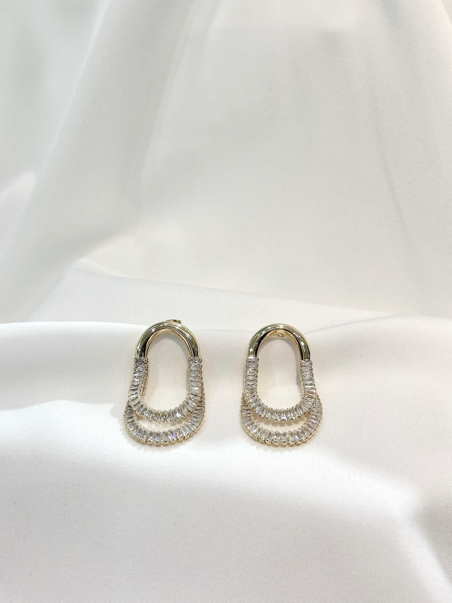 華麗感滿點！金屬環鑽耳環