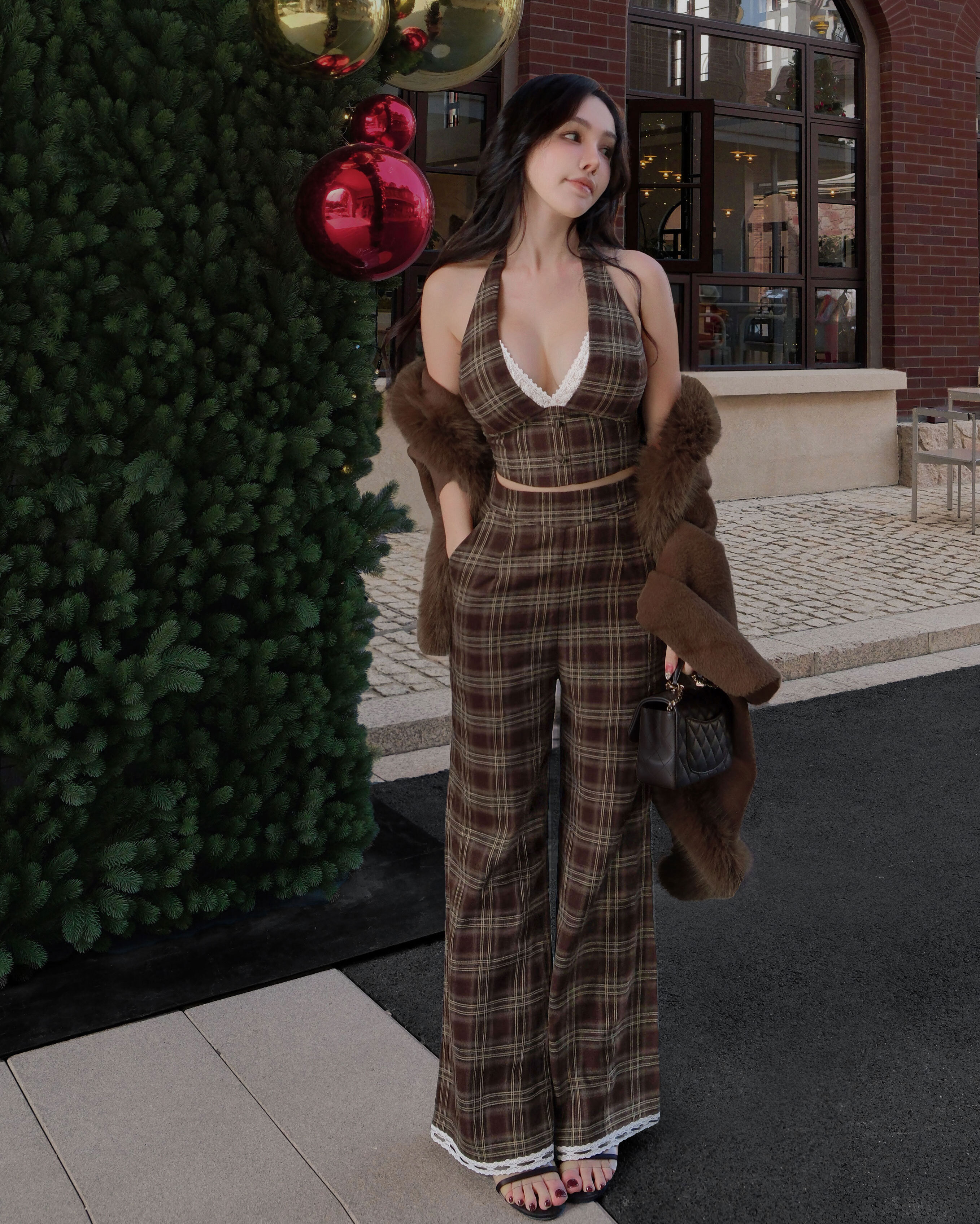 聖誕限定-毛呢格紋掛脖蕾絲套裝