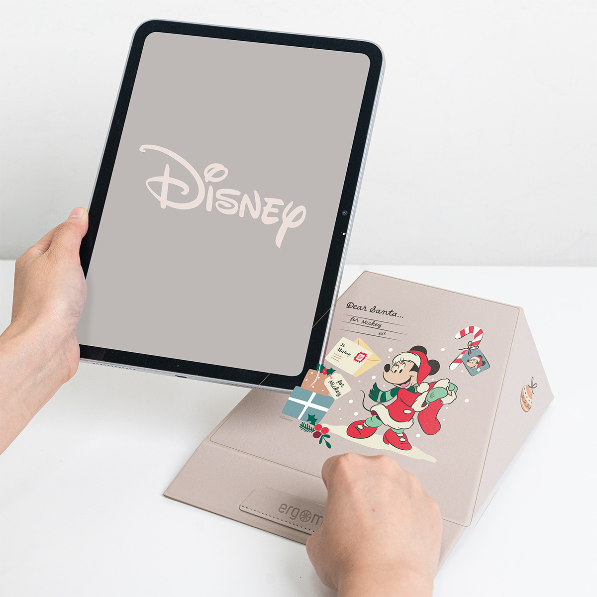 暖心回饋價-米奇好朋友-聖誕款 Meta Stand 筆電平板支架 ergomi【正版授權】