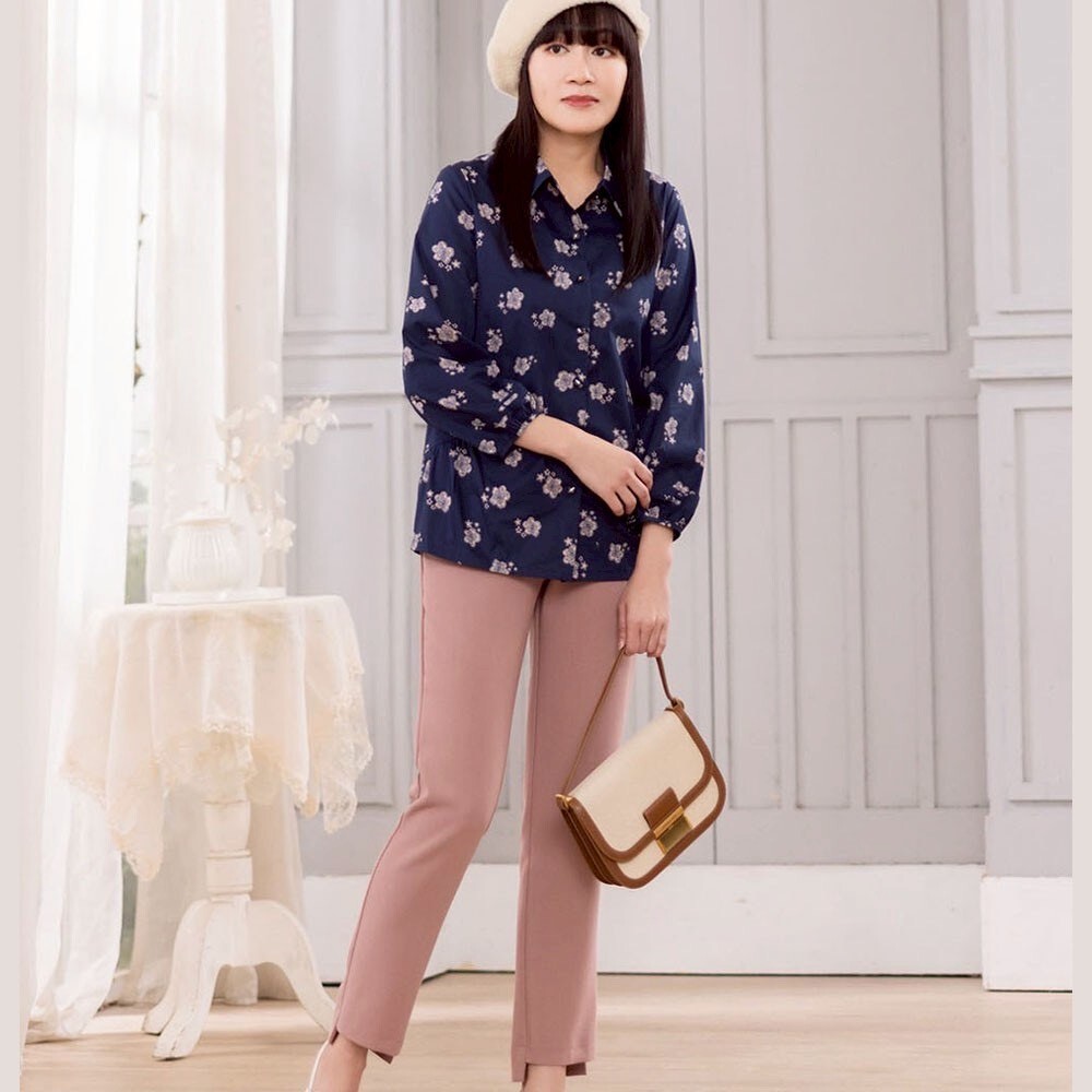 OL韓版典雅氣質印花宮廷風袖口造型小A版修身上衣X6121