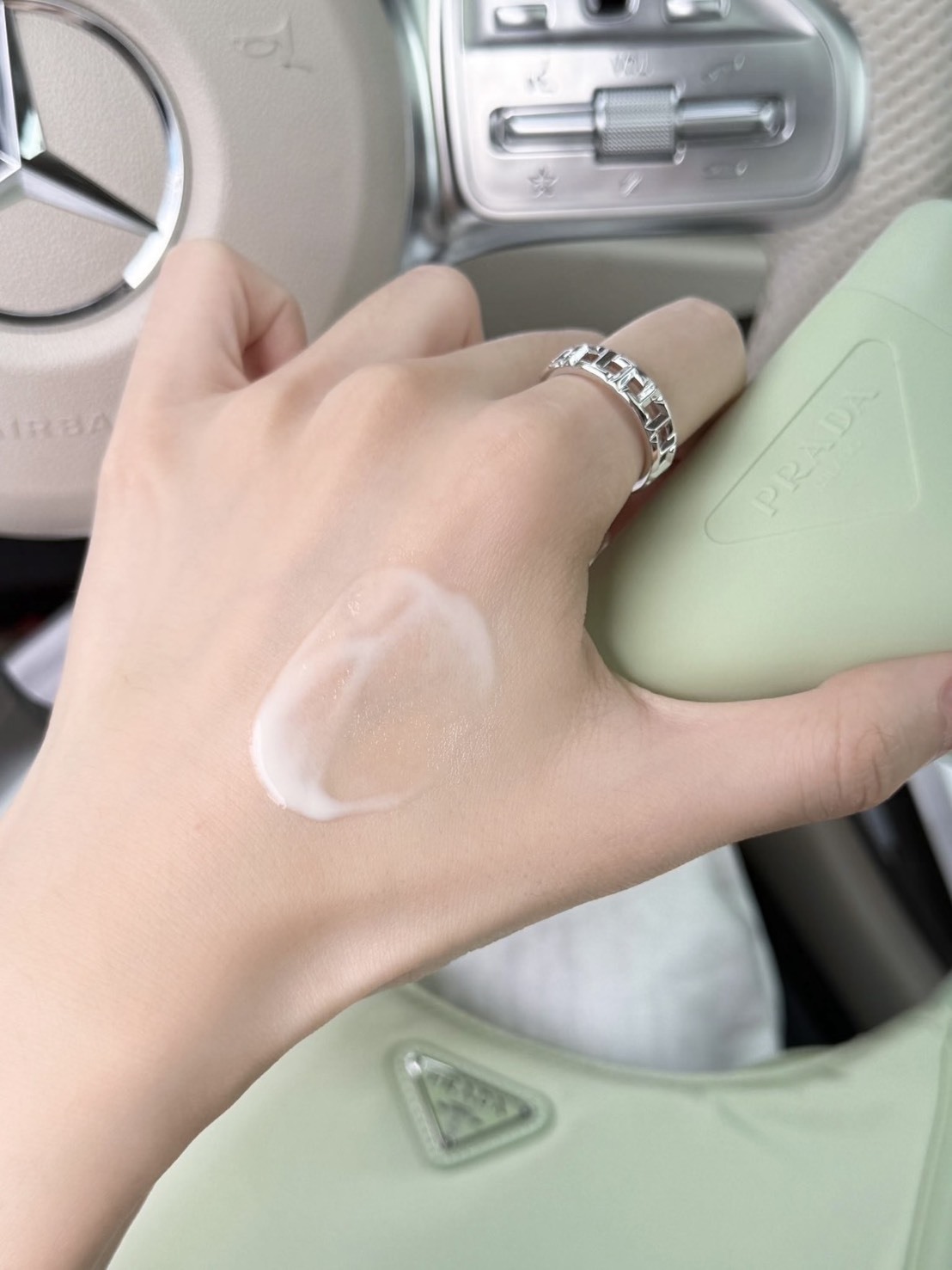 <快速出貨> PRADA 顛覆綠護手霜 50ML