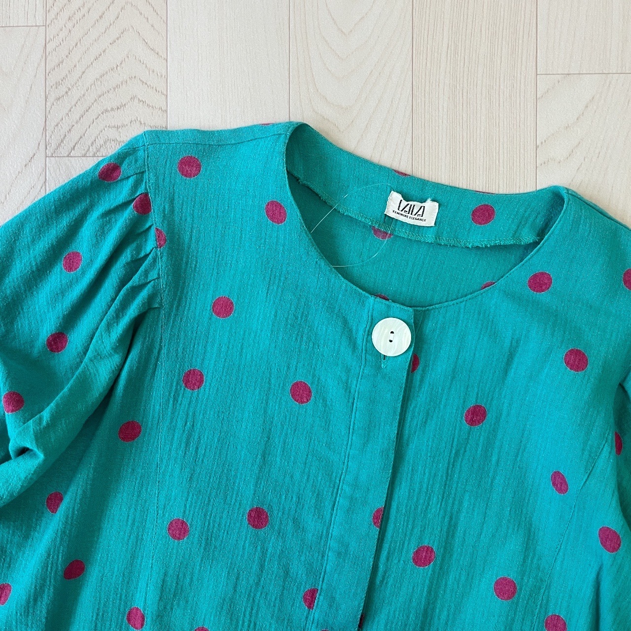 湖水綠色綿麻質波點上衣