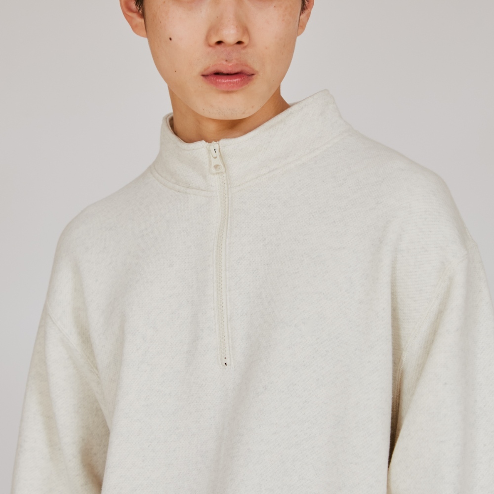 男款- CASUAL 寬版小C半開襟長袖大學T -淺米色（C3-C003-810）