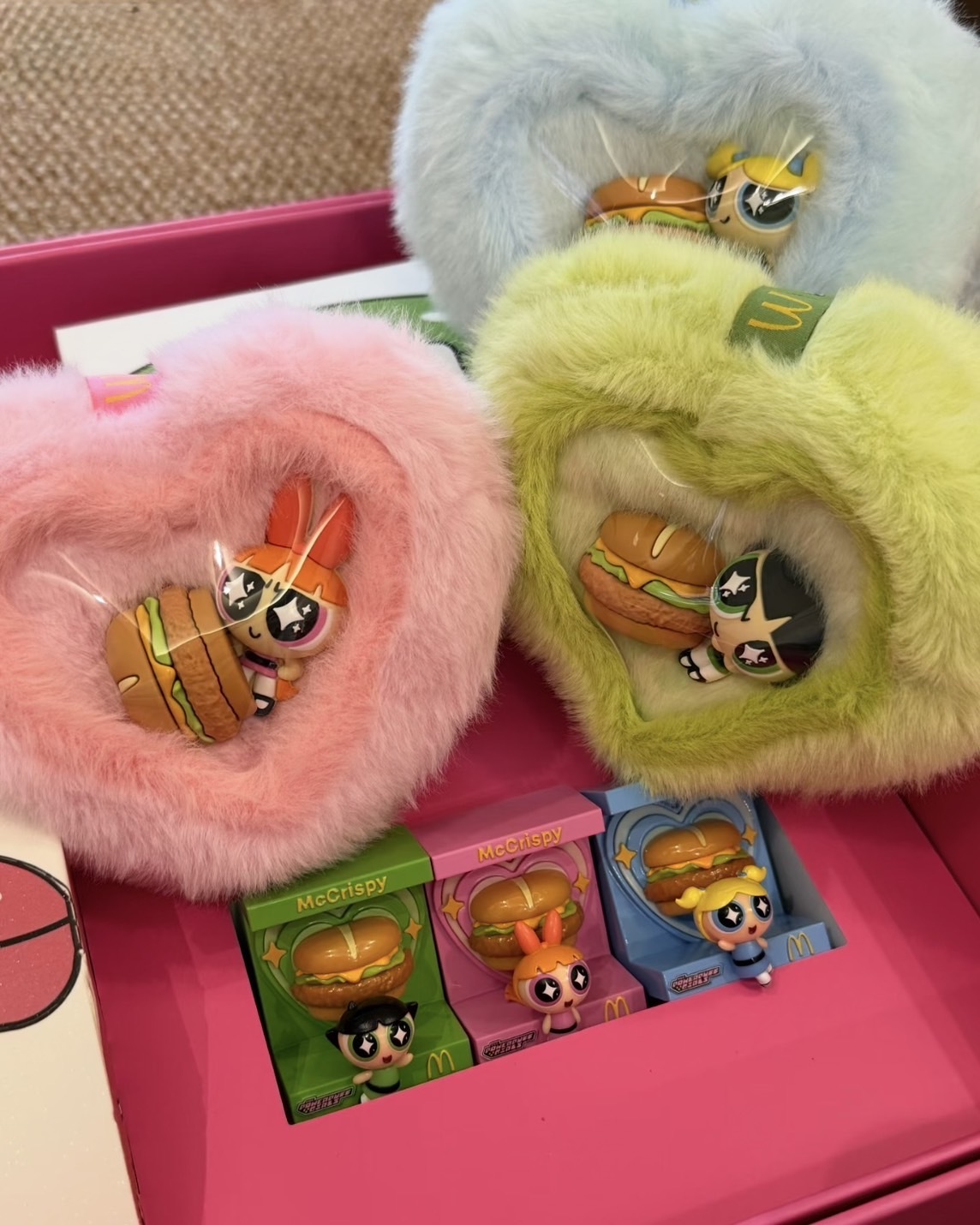 <正版授權>海外麥當勞 x 飛天小女警 毛絨小包 零錢包 爆閃星星眼鏡 花花 泡泡 毛毛