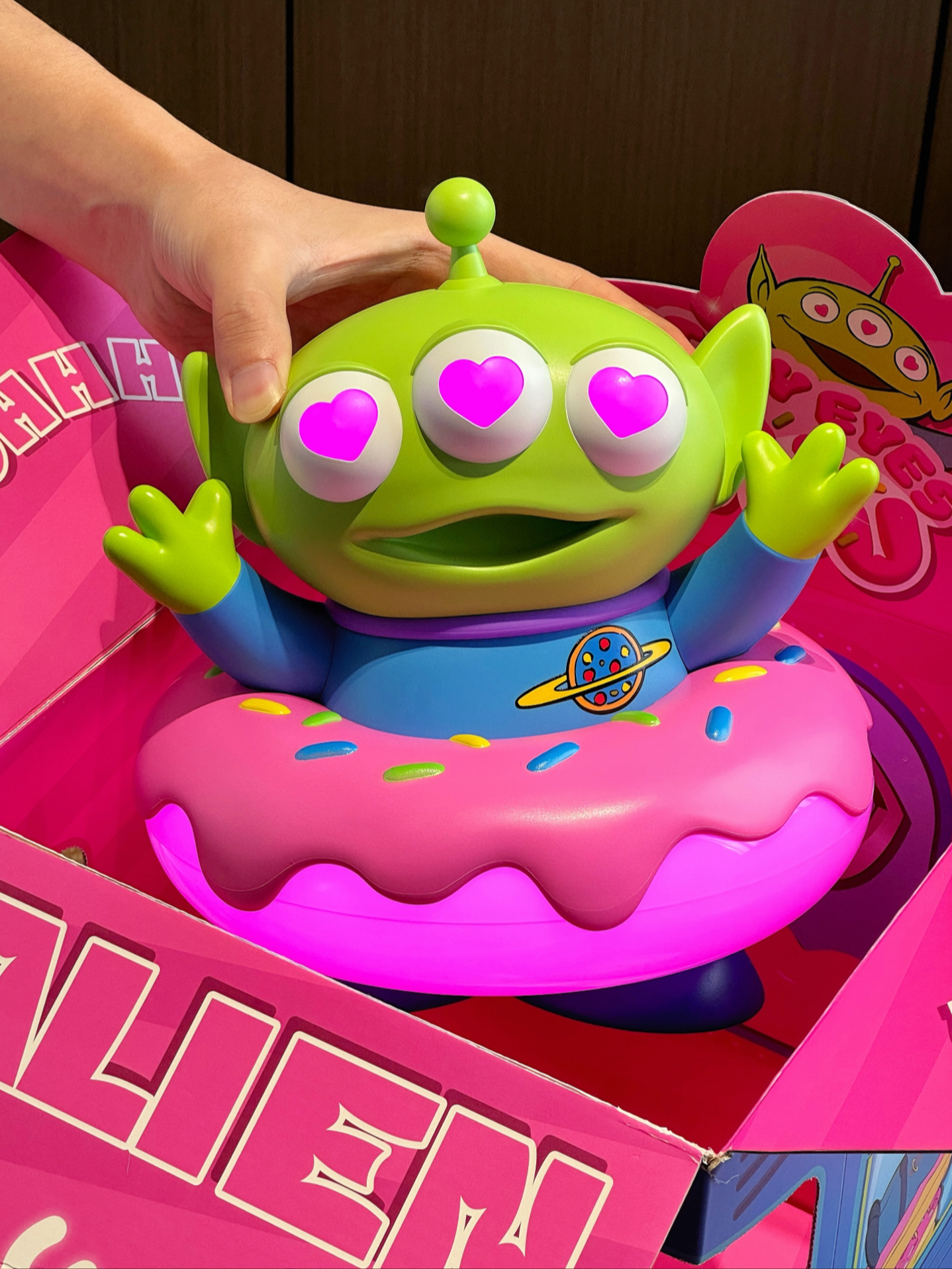 預購 迪士尼正版 玩具總動員 三眼怪 甜甜圈 互動燈