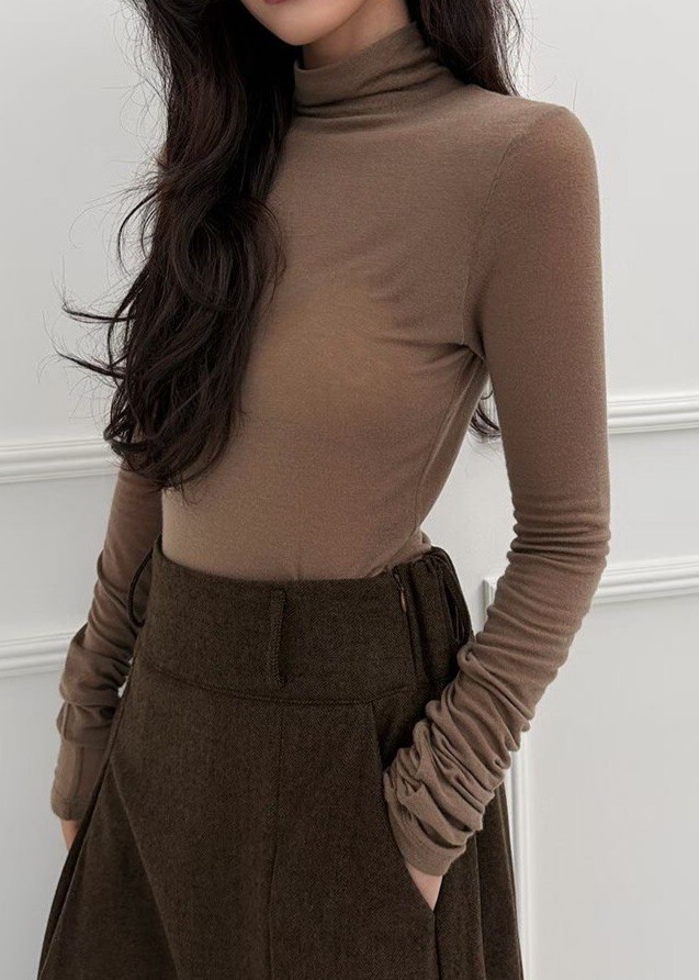 半領羊毛貼身上衣