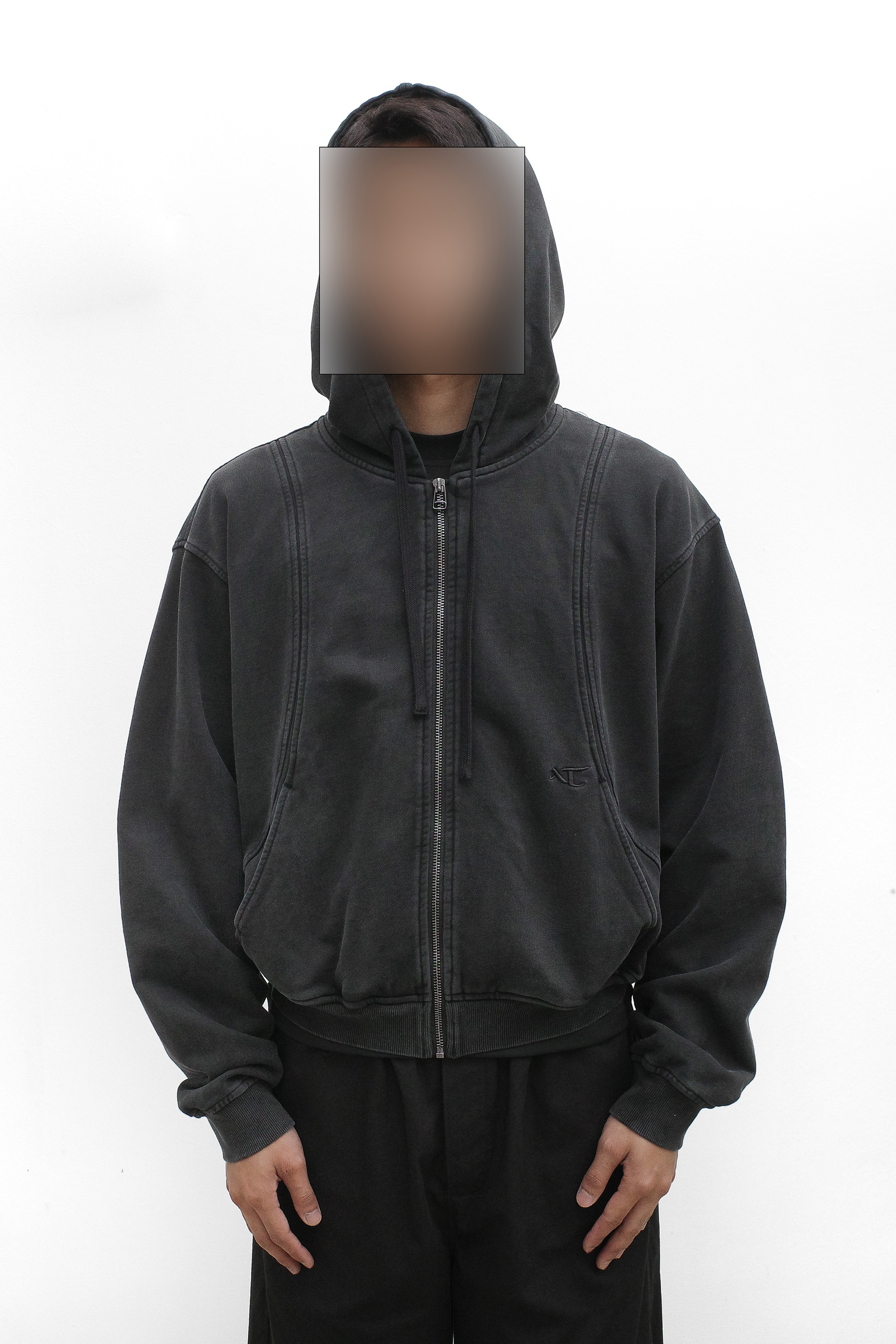 Anonymous Talking｜F25-LS04 – Zip-Up Hoodie (Black)