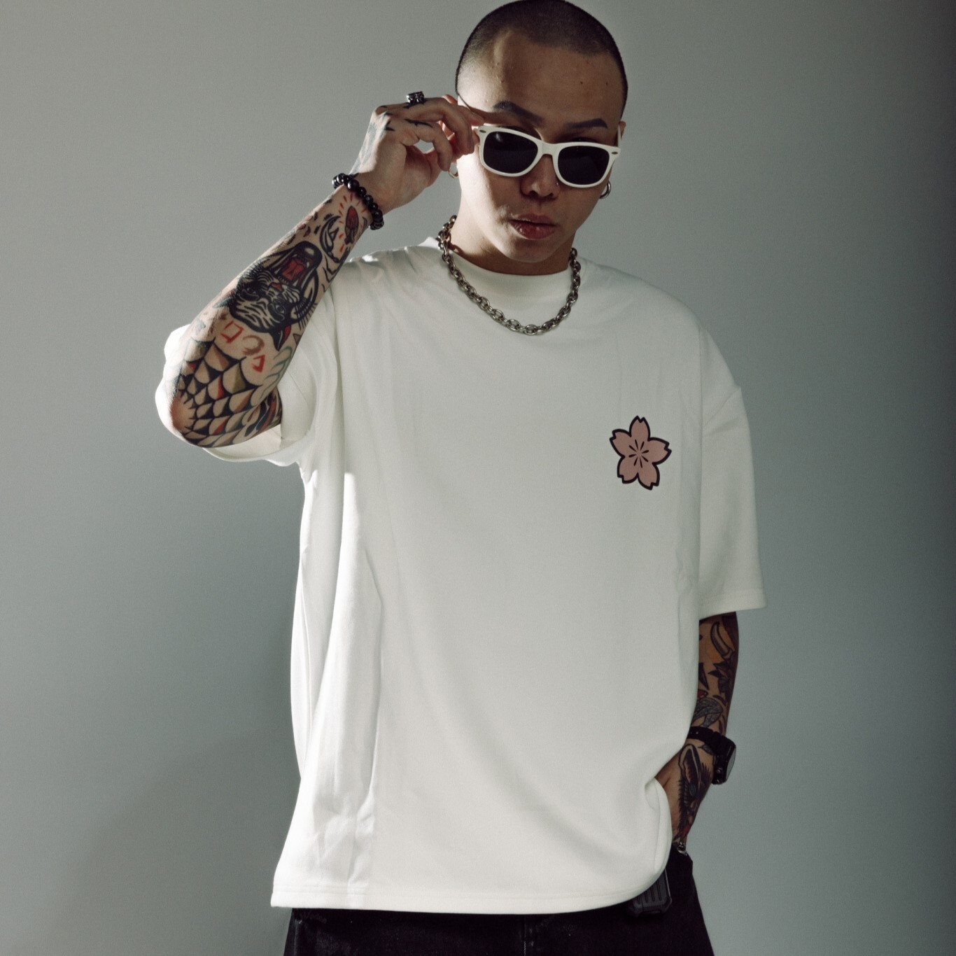 XCTRL 櫻花郵票寬版短T-白