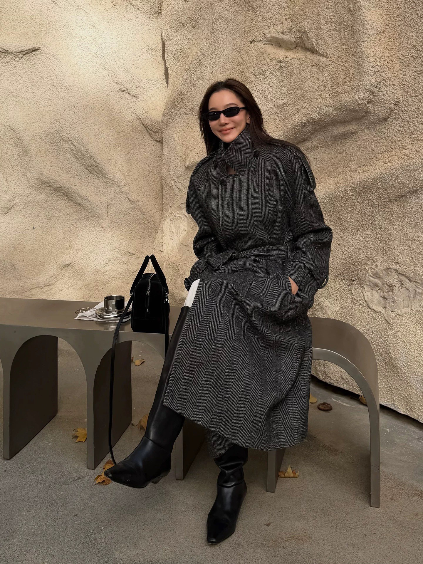 高級石墨灰附綁帶排釦立領長版大衣外套-S-M (Elegant & Love)