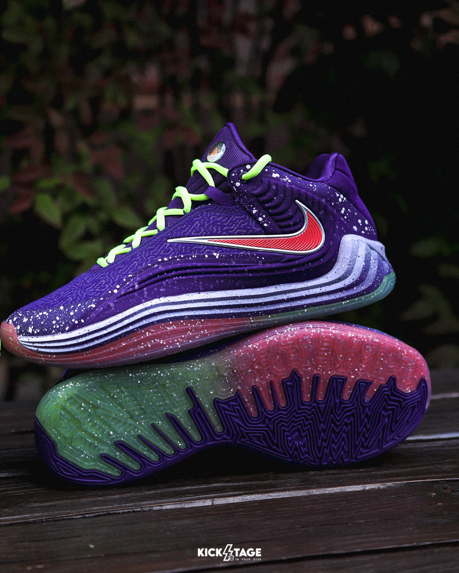 男鞋 NIKE GIANNIS FREAK 7 SNOW SP EP  聖誕節 紫綠紅 字母哥 實戰 緩震 回彈 籃球鞋【IH1939-500】XMAS