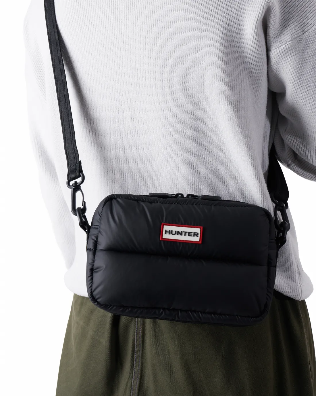 (限時額外45折) 防水Intrepid Extra Puffed Crossbody