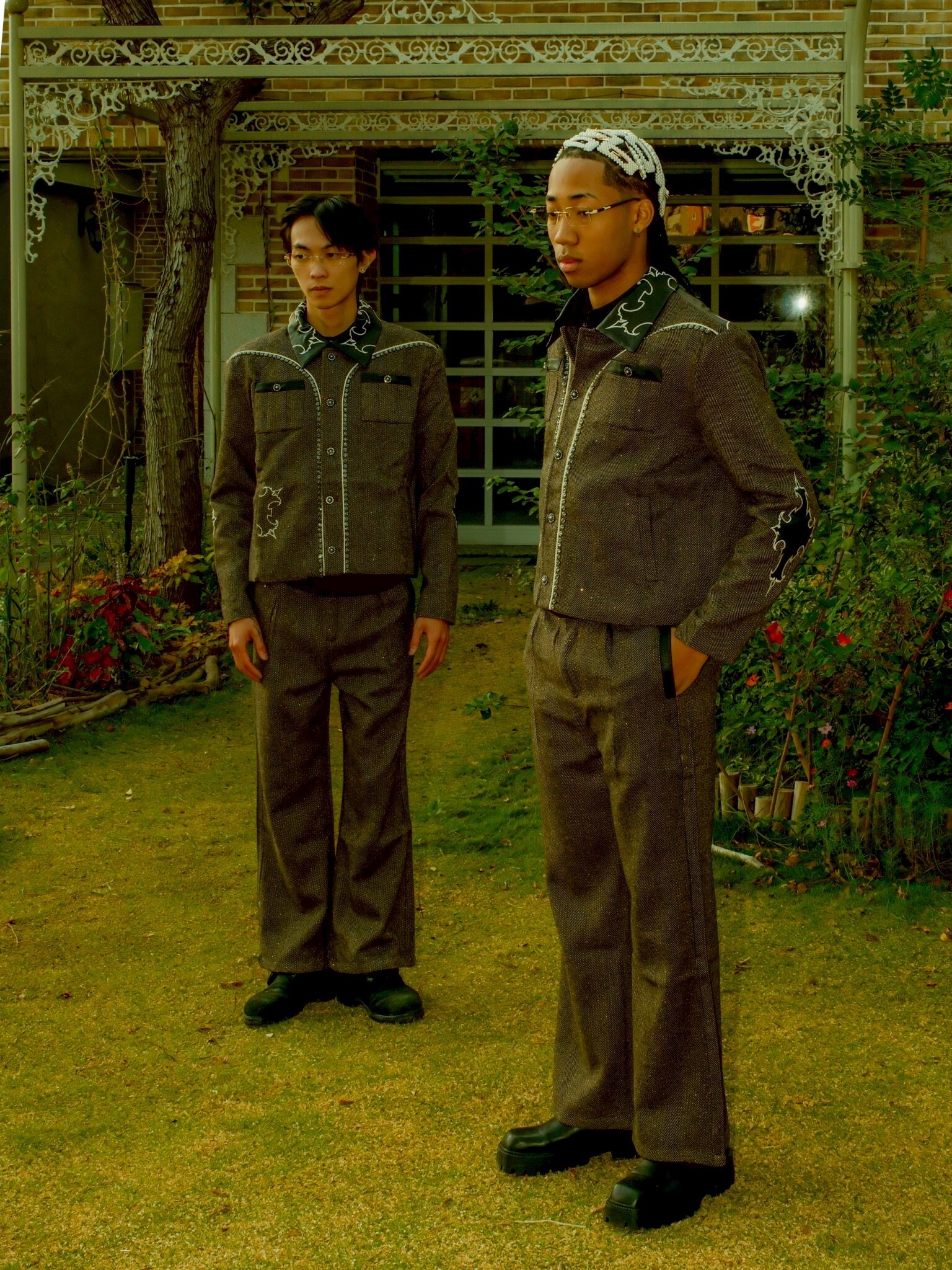 ATONE STUDIO 限量工藝款 拼皮刺繡Logo 黑色釘鑽皇家夾克外套 BLINGBLING JACKET