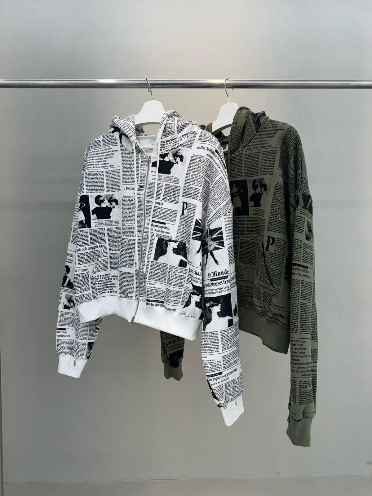 英文字連帽拉鍊外套(薄抓毛底) WEEKEND-046JK