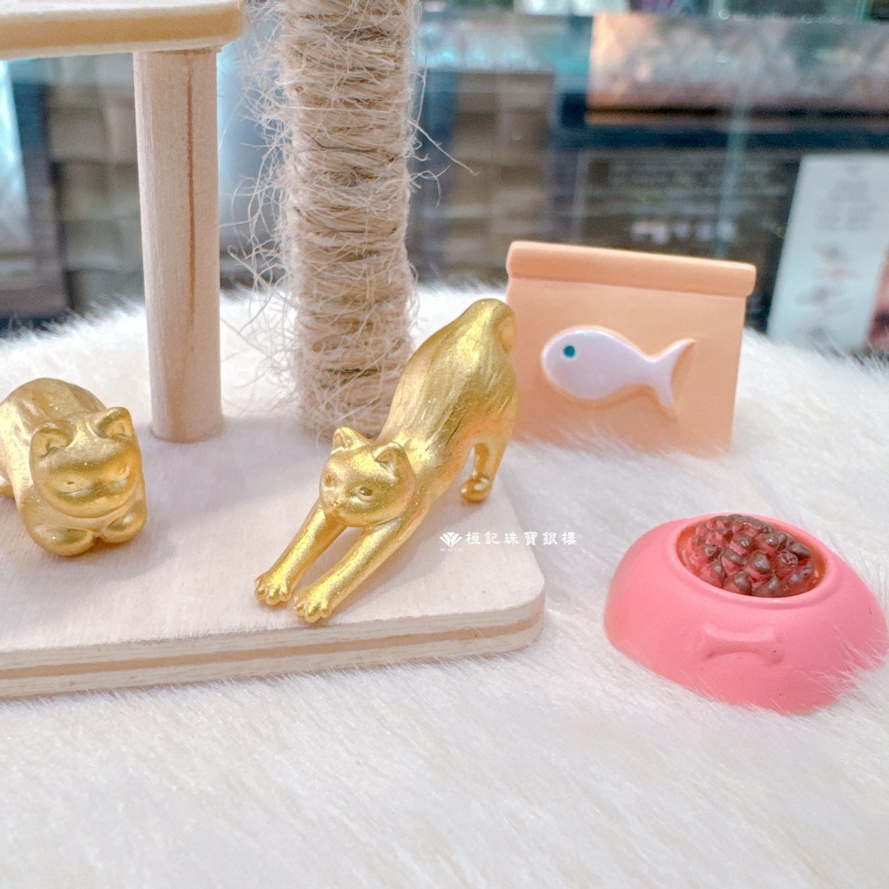 貓跳台 舉手貓咪/伸懶腰貓咪/臥姿貓咪 黃金擺件